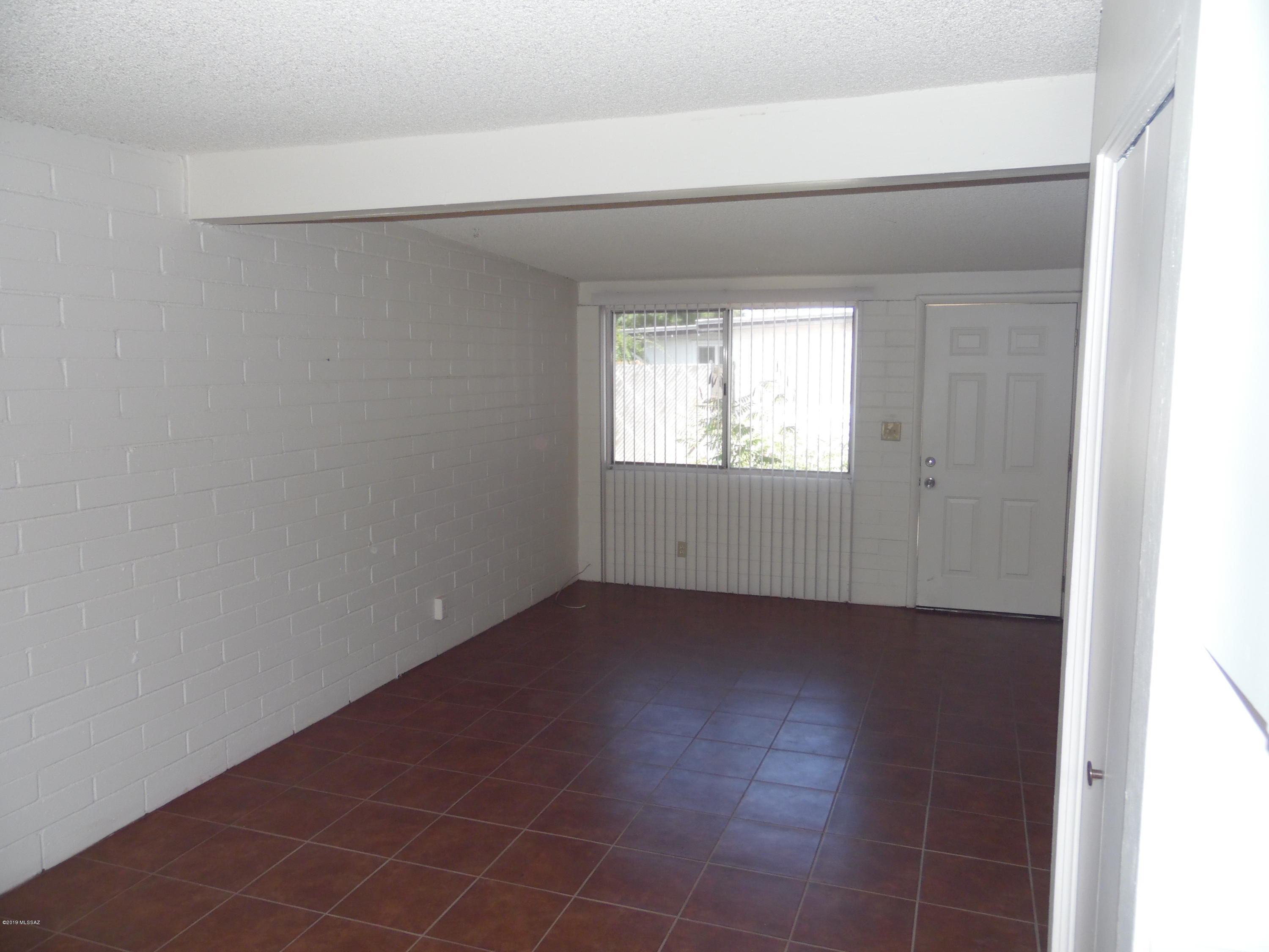 Palm Grove Clusters Resub (16-185) - Residential Lease