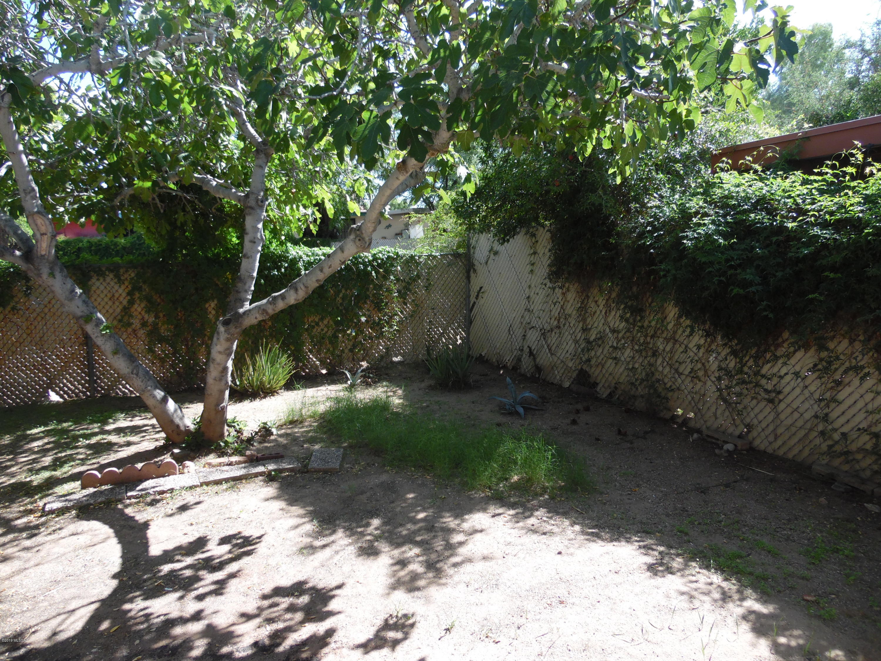 Palm Grove Clusters Resub (16-185) - Residential Lease