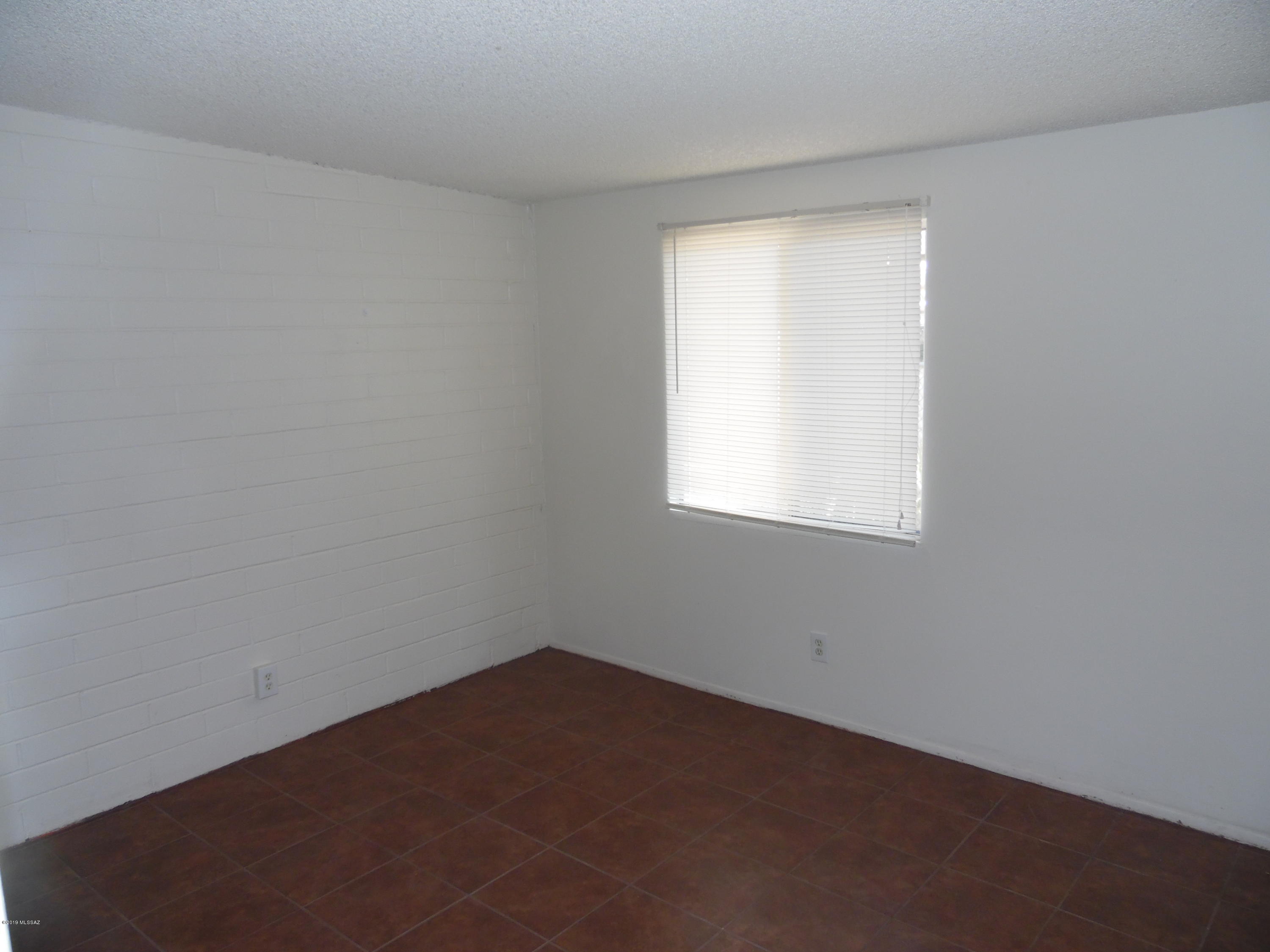 Palm Grove Clusters Resub (16-185) - Residential Lease