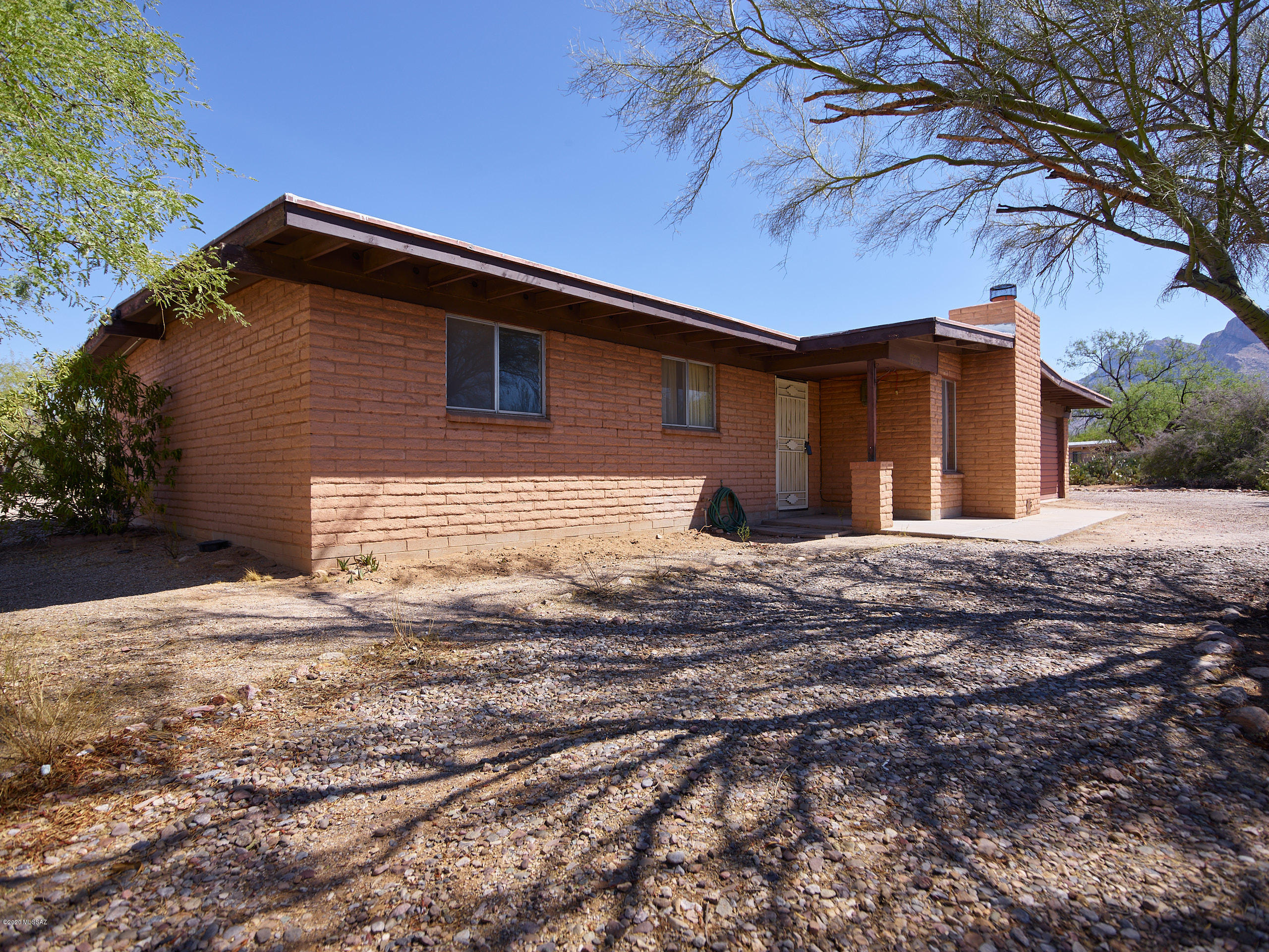 Great potential in a booming area! This property has endless opportunities ahead, just needs a little TLC and you can make it your dream home! Will not last long, come by today and take a look today.
Investor special or fix up and live in it...
Owner/Agent - Seller is licensed real estate agent in Arizona.