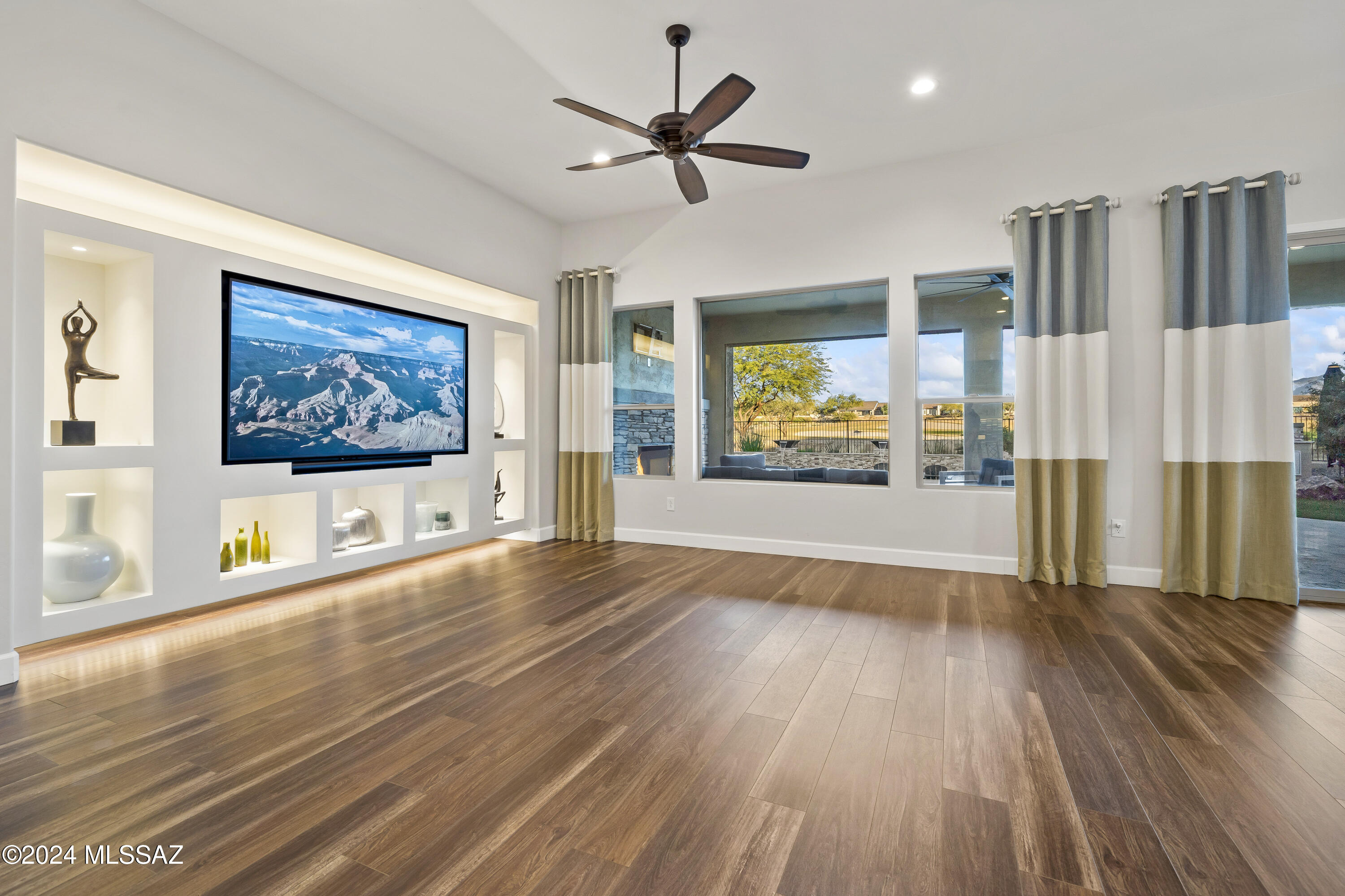 Saddlebrooke Ranch - Residential
