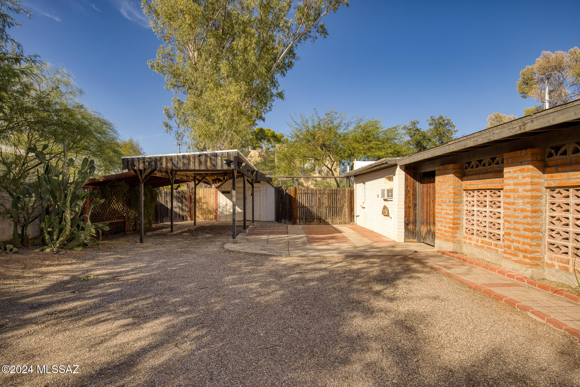 Grant Road Park - Residential
