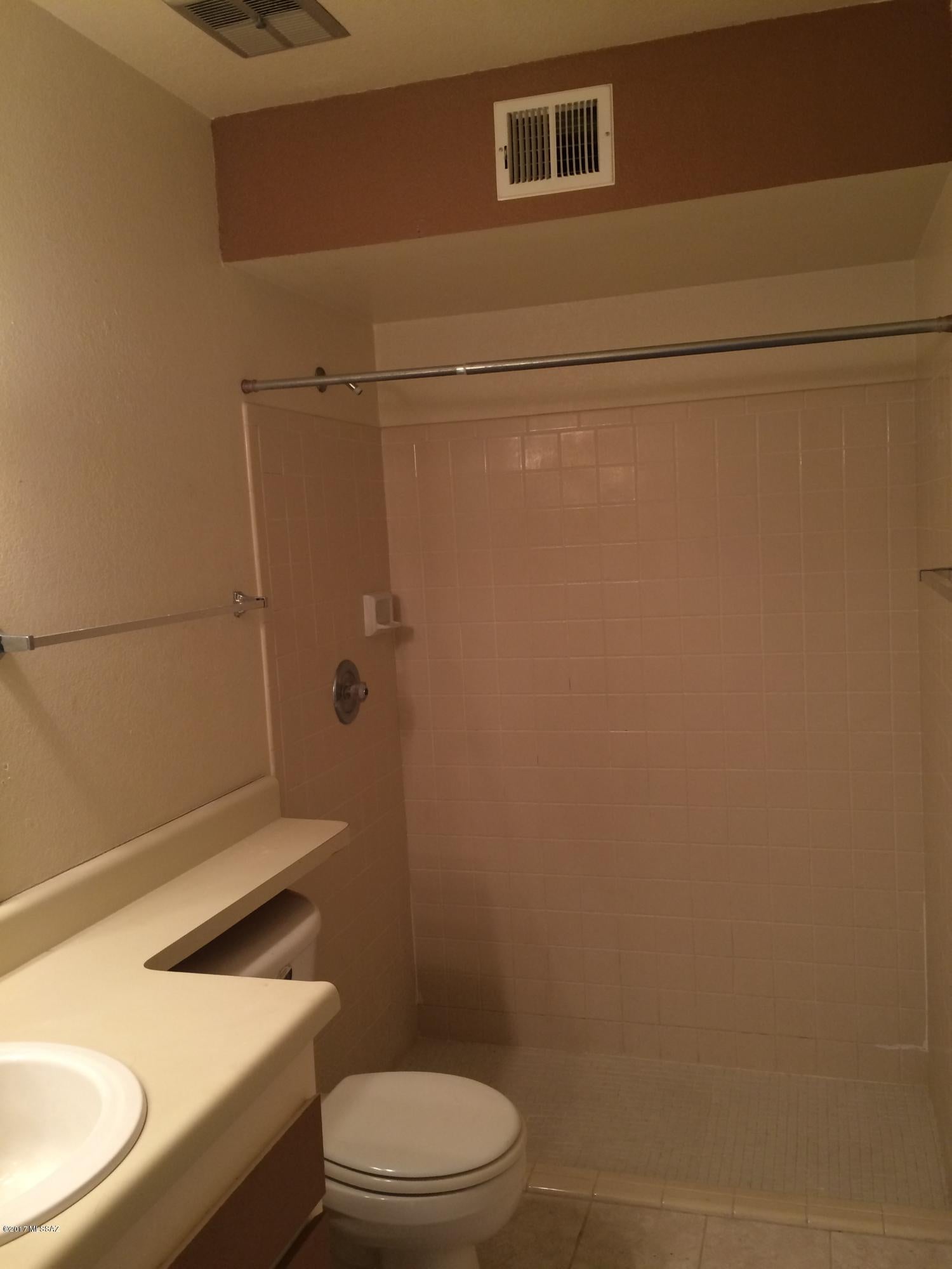 Lincoln Ridge Estates (208-324) - Residential Lease