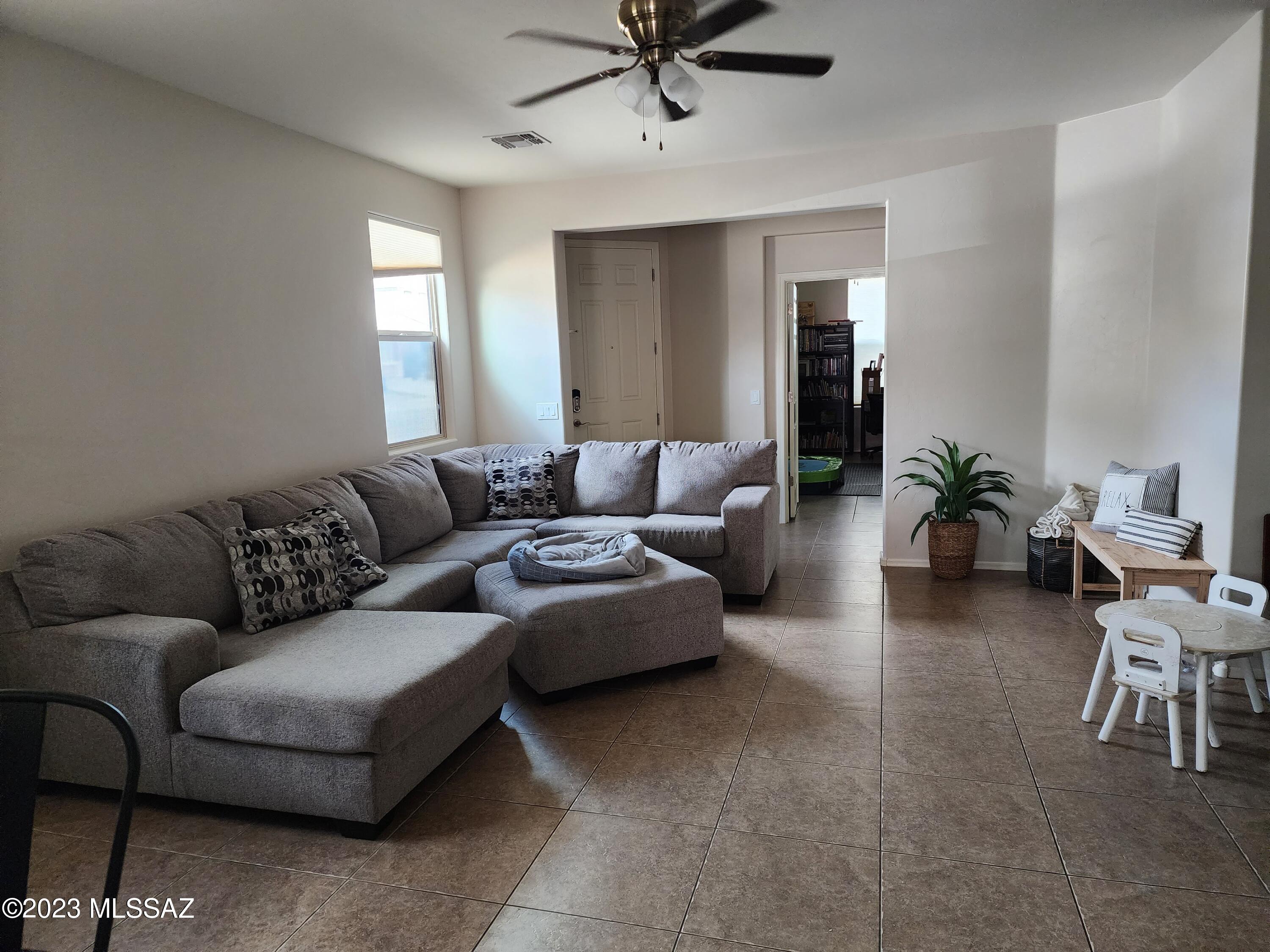 Rancho Del Lago (B37-38) - Residential Lease