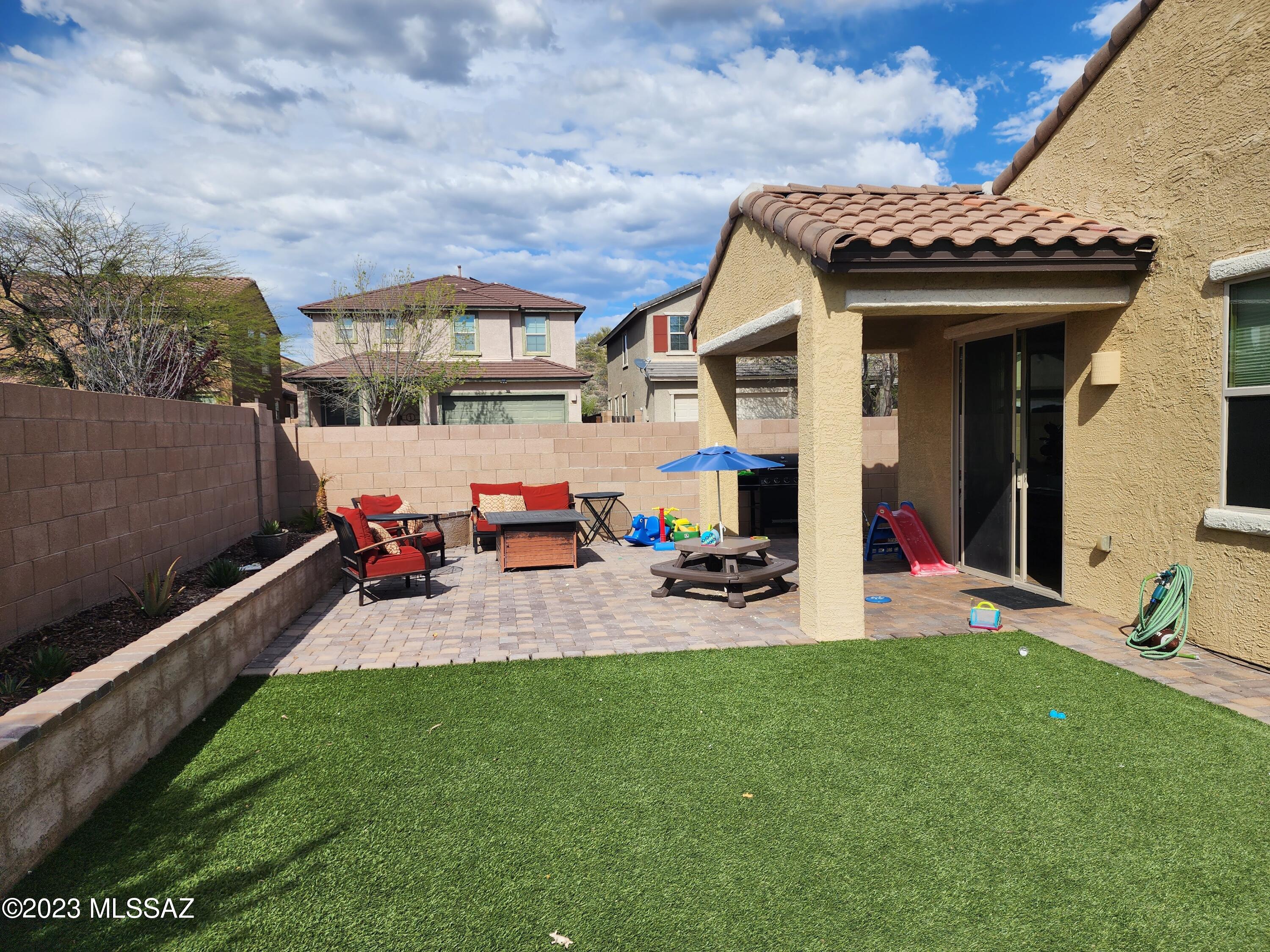 Rancho Del Lago (B37-38) - Residential Lease