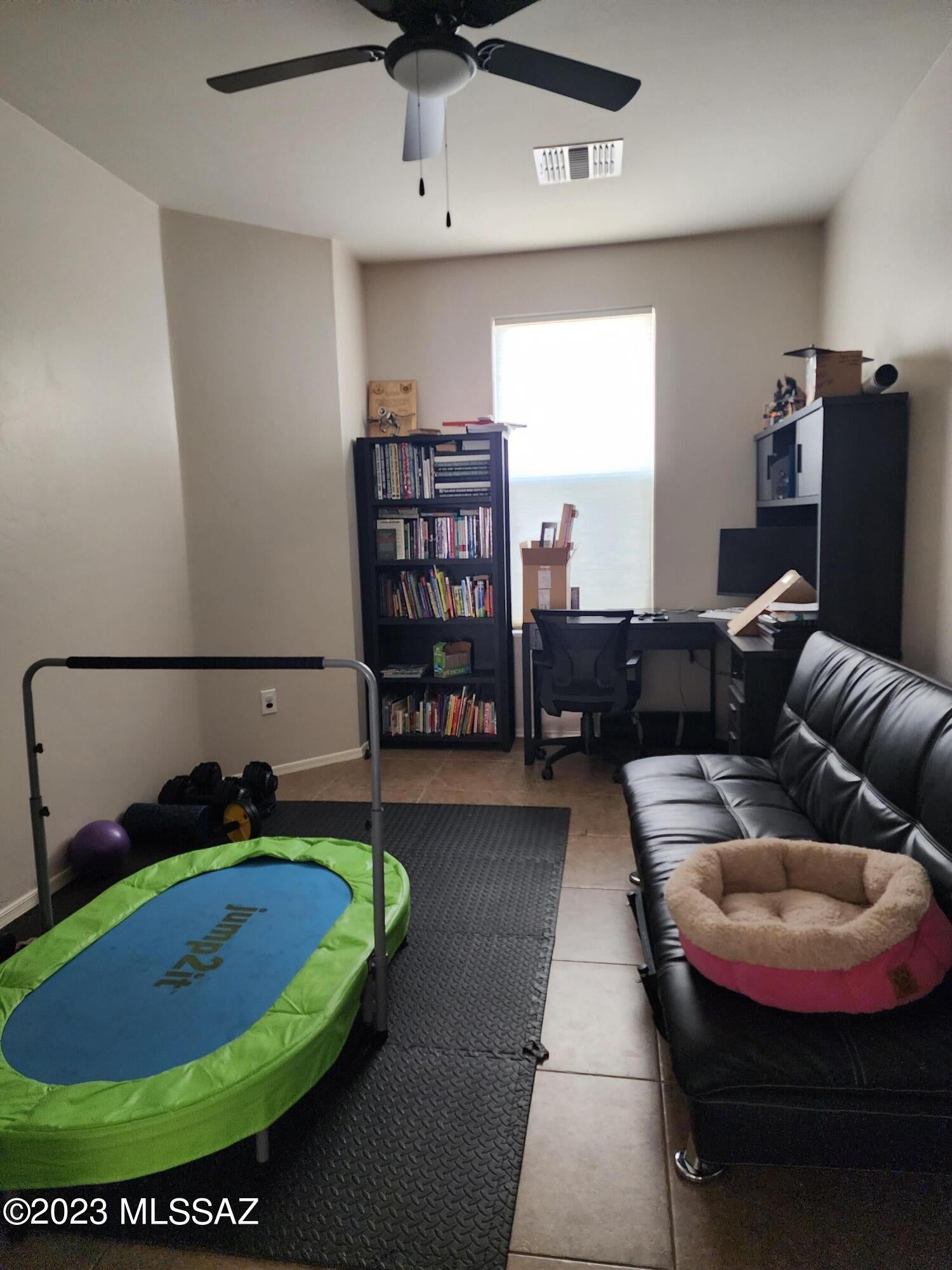 Rancho Del Lago (B37-38) - Residential Lease
