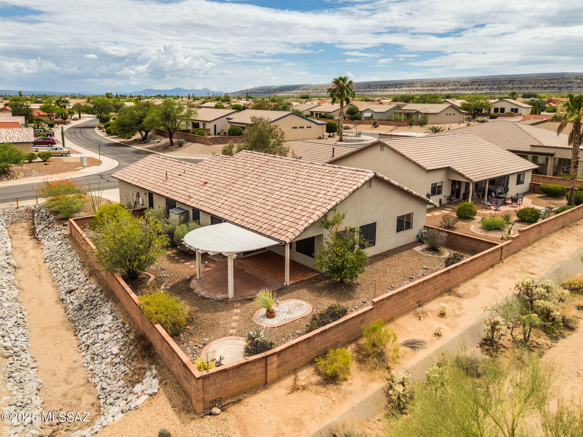 Las Campanas BLK G (96-216) - Residential