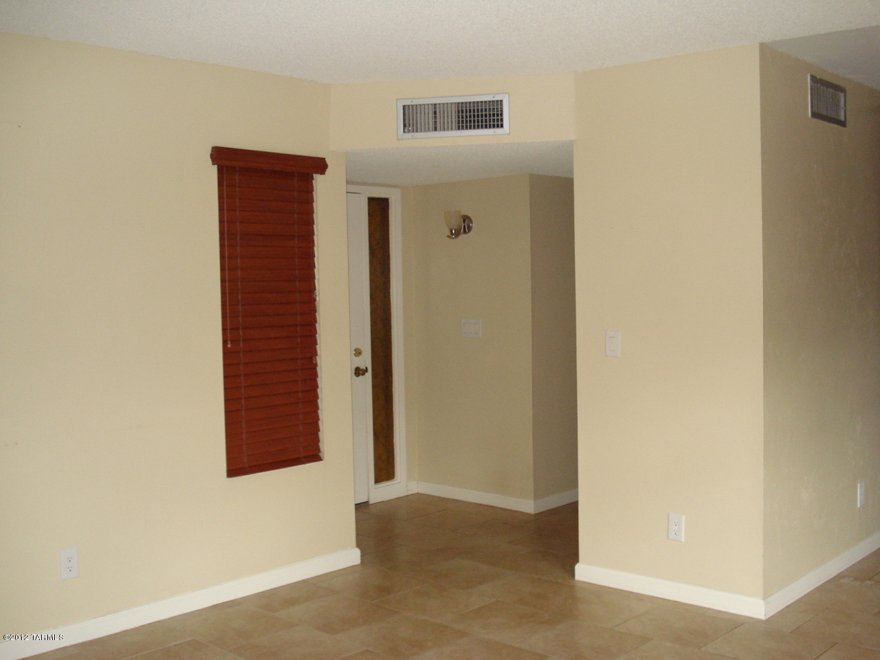 Discovery Ridge (1-137) - Residential Lease