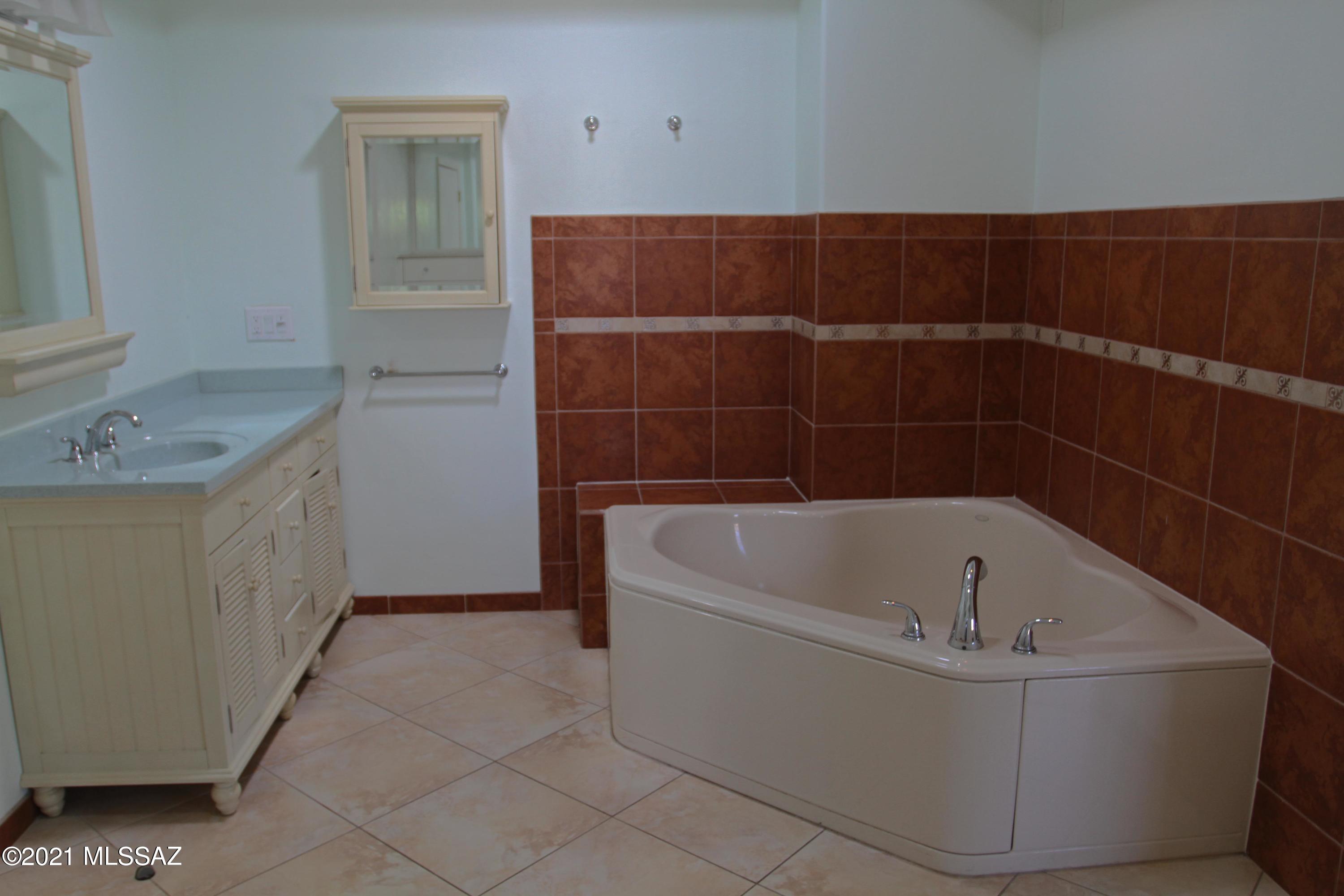 Sabino Vista Heights (1-83) - Residential