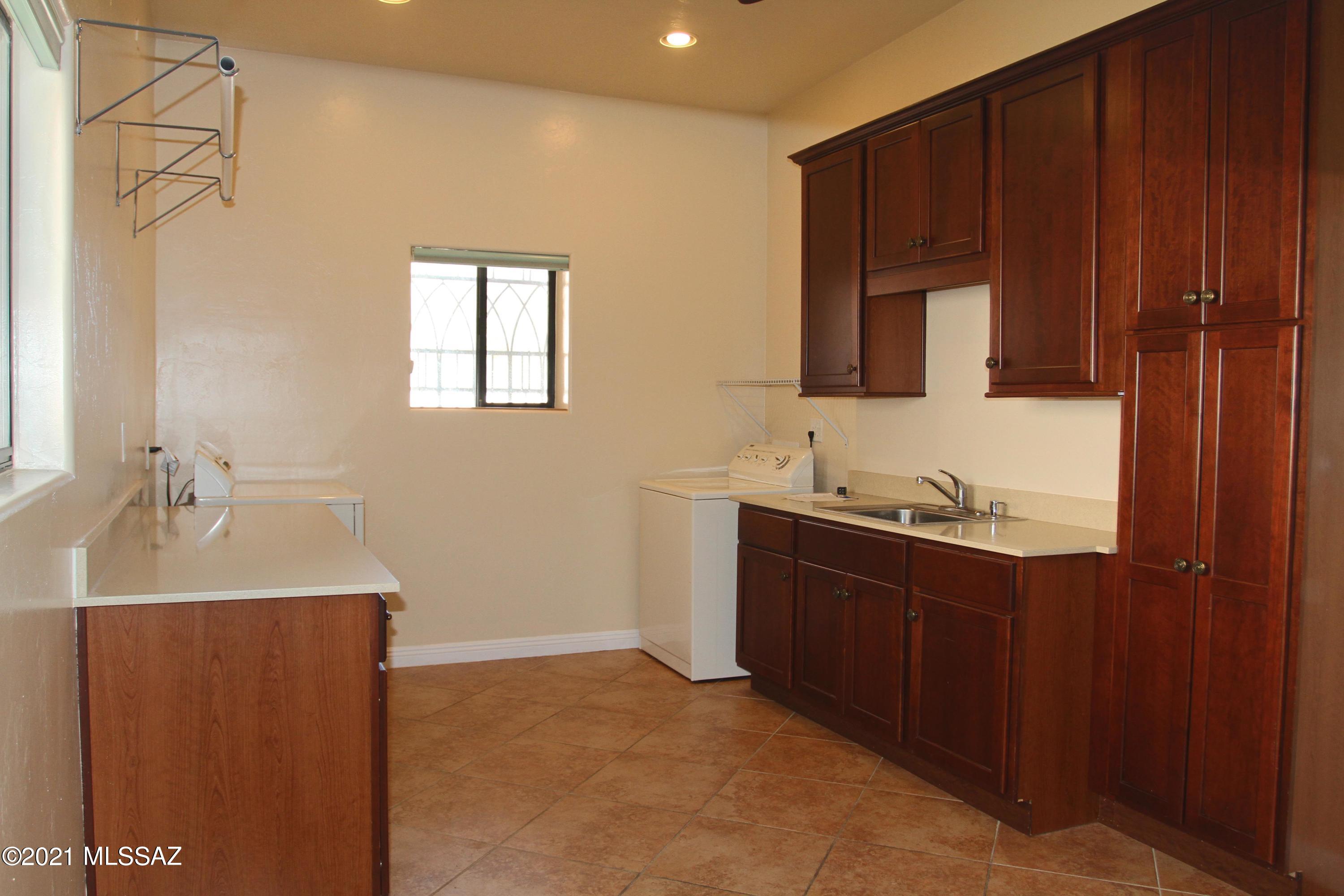 Sabino Vista Heights (1-83) - Residential