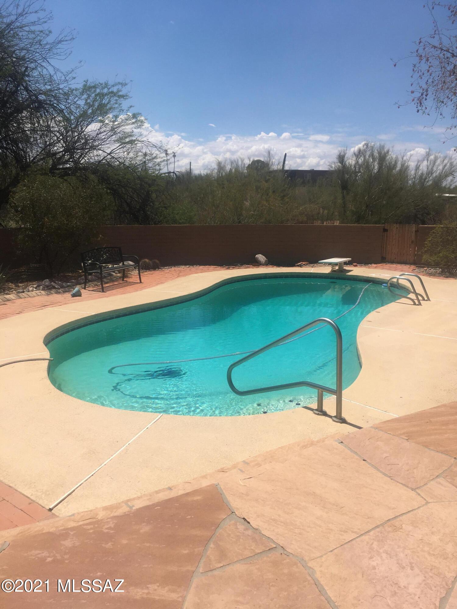 Santa Catalina Estates NO. 4 (1-180) - Residential Lease