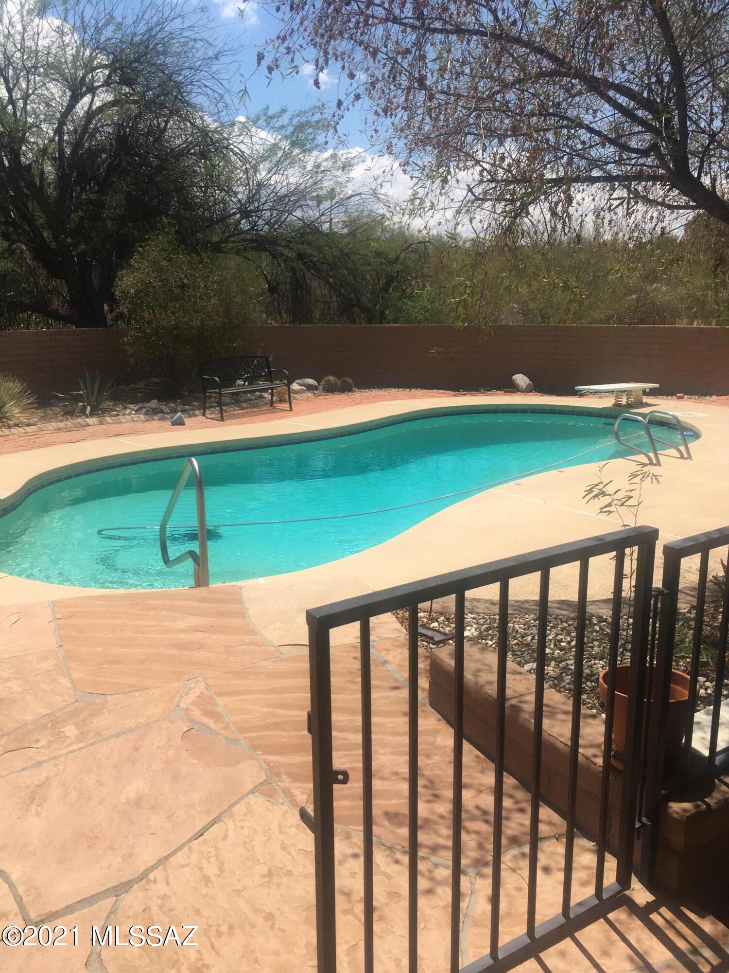 Santa Catalina Estates NO. 4 (1-180) - Residential Lease