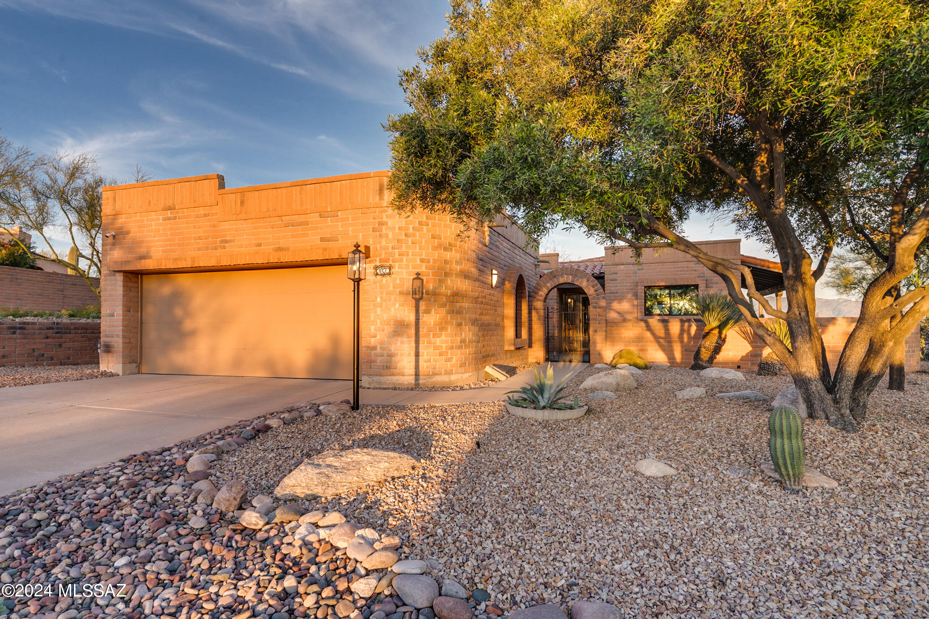 Located in the highly sought-after community of Fairfield surrounded by mountain views, city lights & spectacular sunsets. This stunning Vera Cruz plan 3BD/2BA (1,940 SF) is beautifully remodeled. Enter through the courtyard to the open concept floorplan & find walls of windows maximizing the view. The bright kitchen hosts a peninsula w/ breakfast bar, quartz countertops & stainless appliances. Spacious Primary bedroom has a luxury bathroom with dual sink vanity, walk-in shower & spacious closet. Guest bath remodeled with new tile surround, vanity & fixtures. Backyard with wrap around covered patio maximizing the city & mountain views. Newer windows, HVAC, doors & whole house water filtration system. Community pools, spa, tennis, pickleball court & clubhouse. Welcome Home to Fairfield!