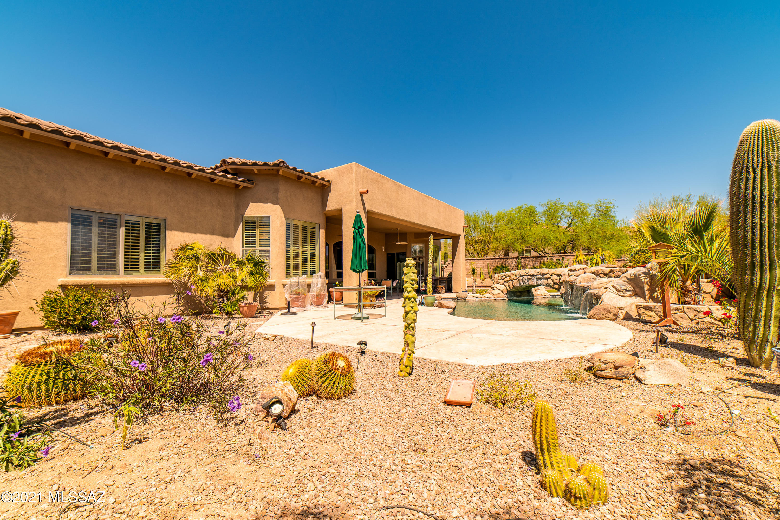 Dos Lagos at Dove Mountain (1-91) - Residential