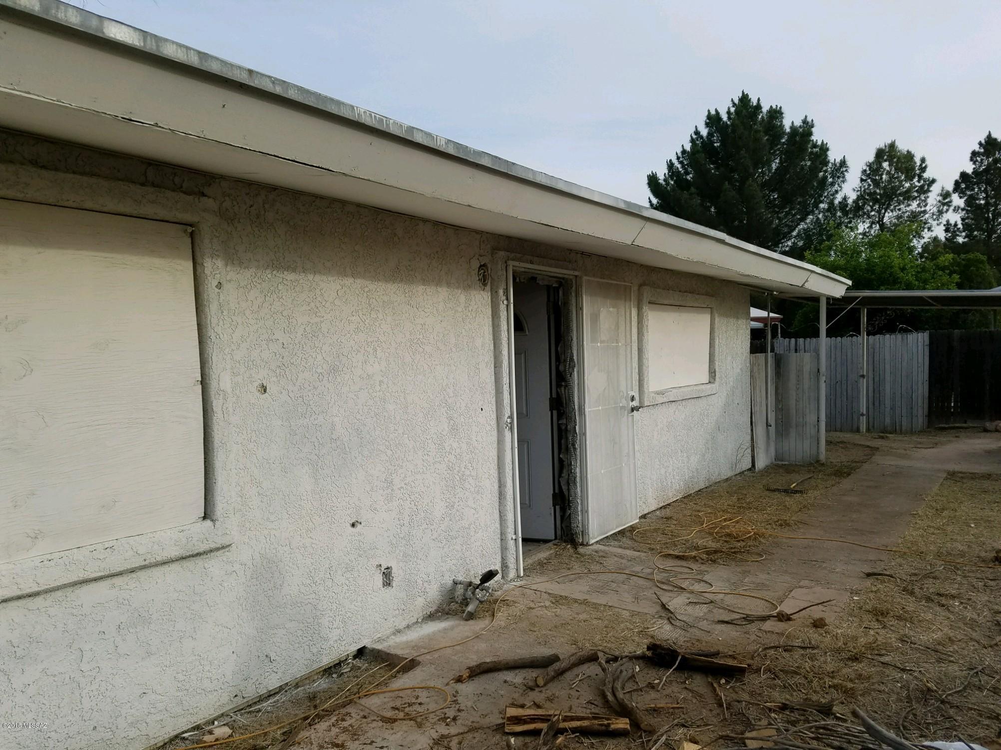 Pueblo Gardens - Residential