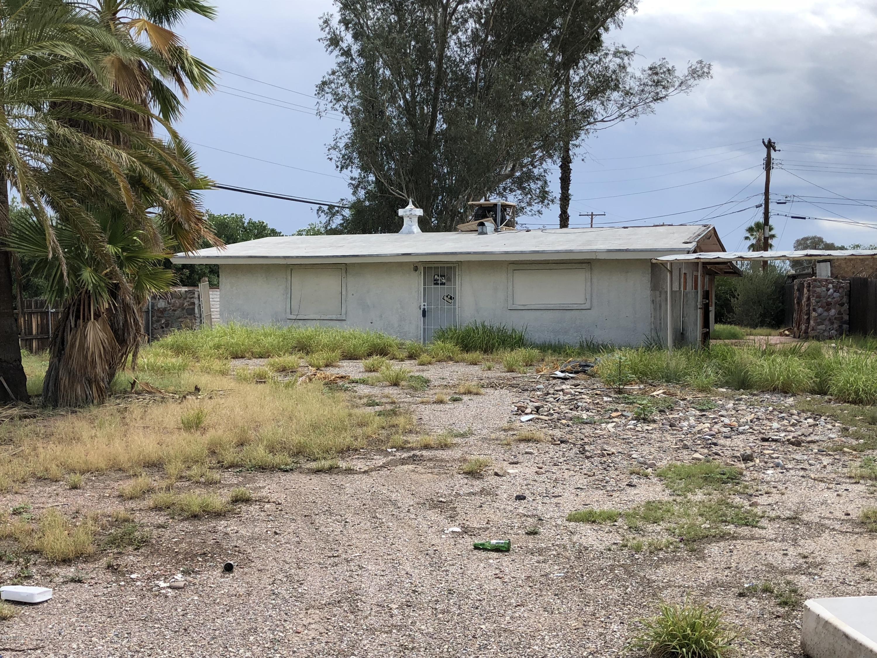 Pueblo Gardens - Residential