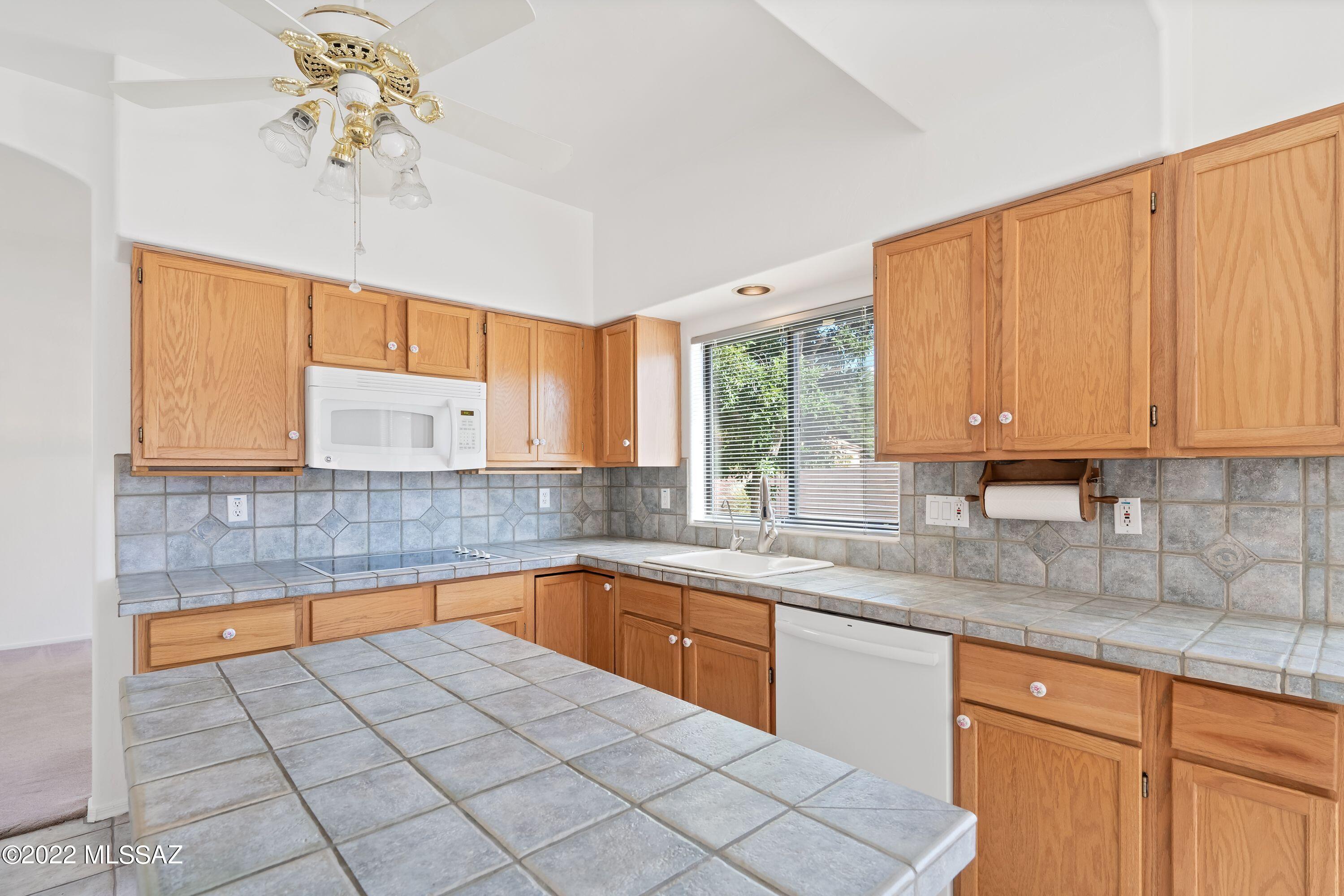 Vista Del Rio (218-290) - Residential