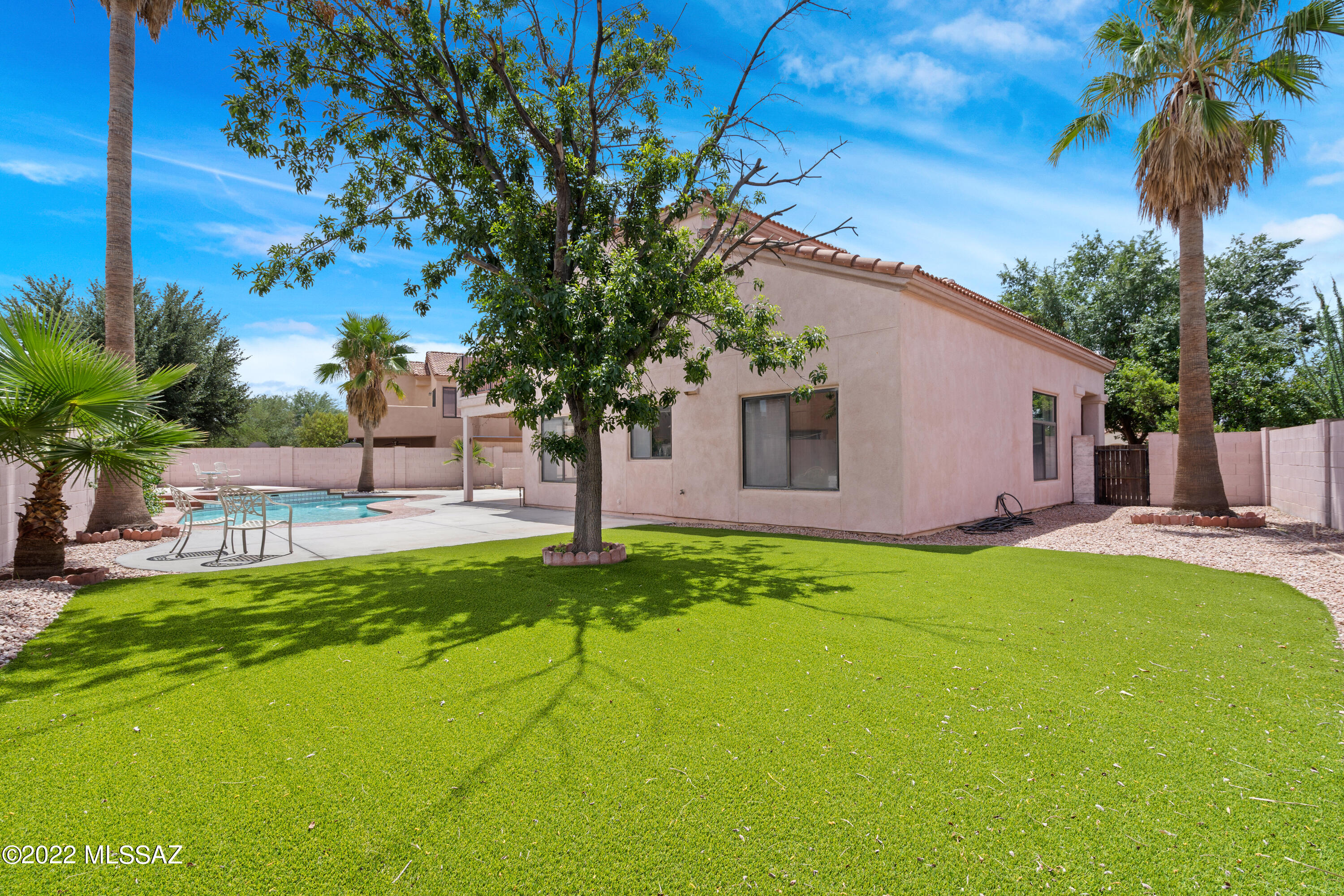 Vista Del Rio (218-290) - Residential