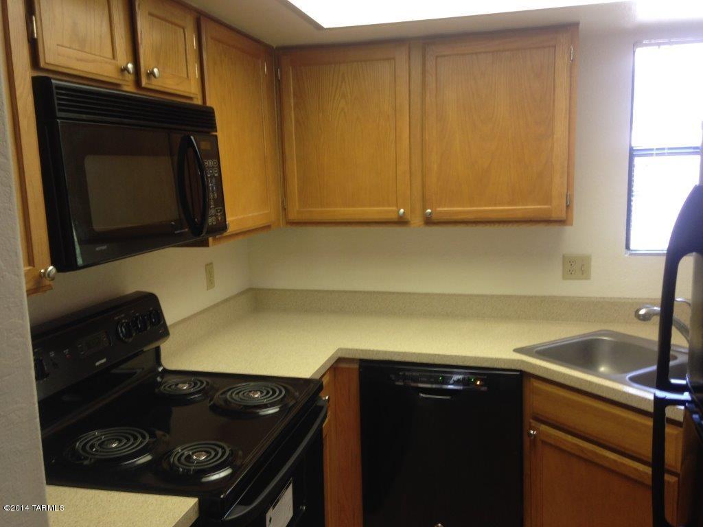 Greens at Ventana Canyon - Residential Lease