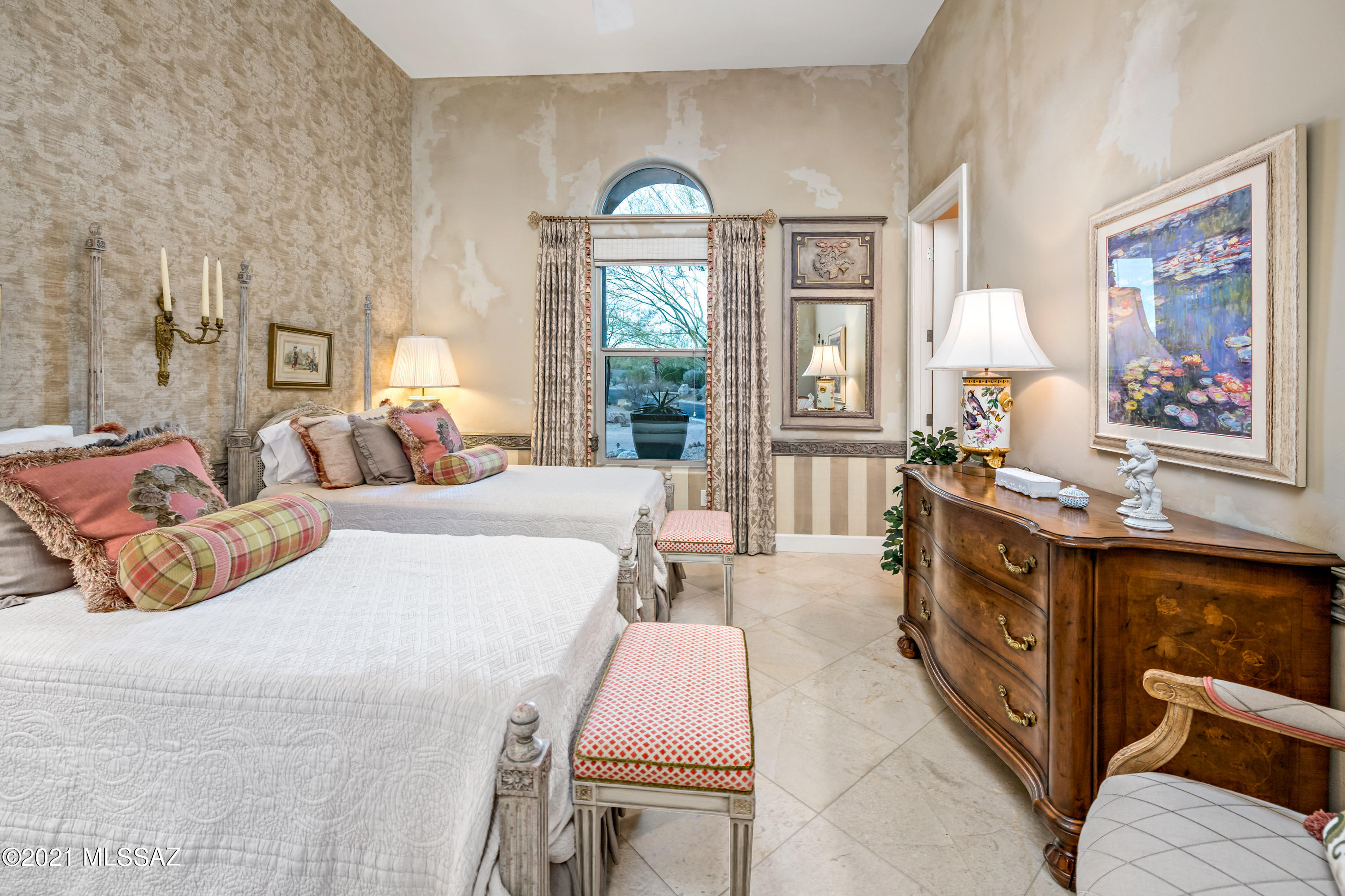 Stone Canyon VI - Residential