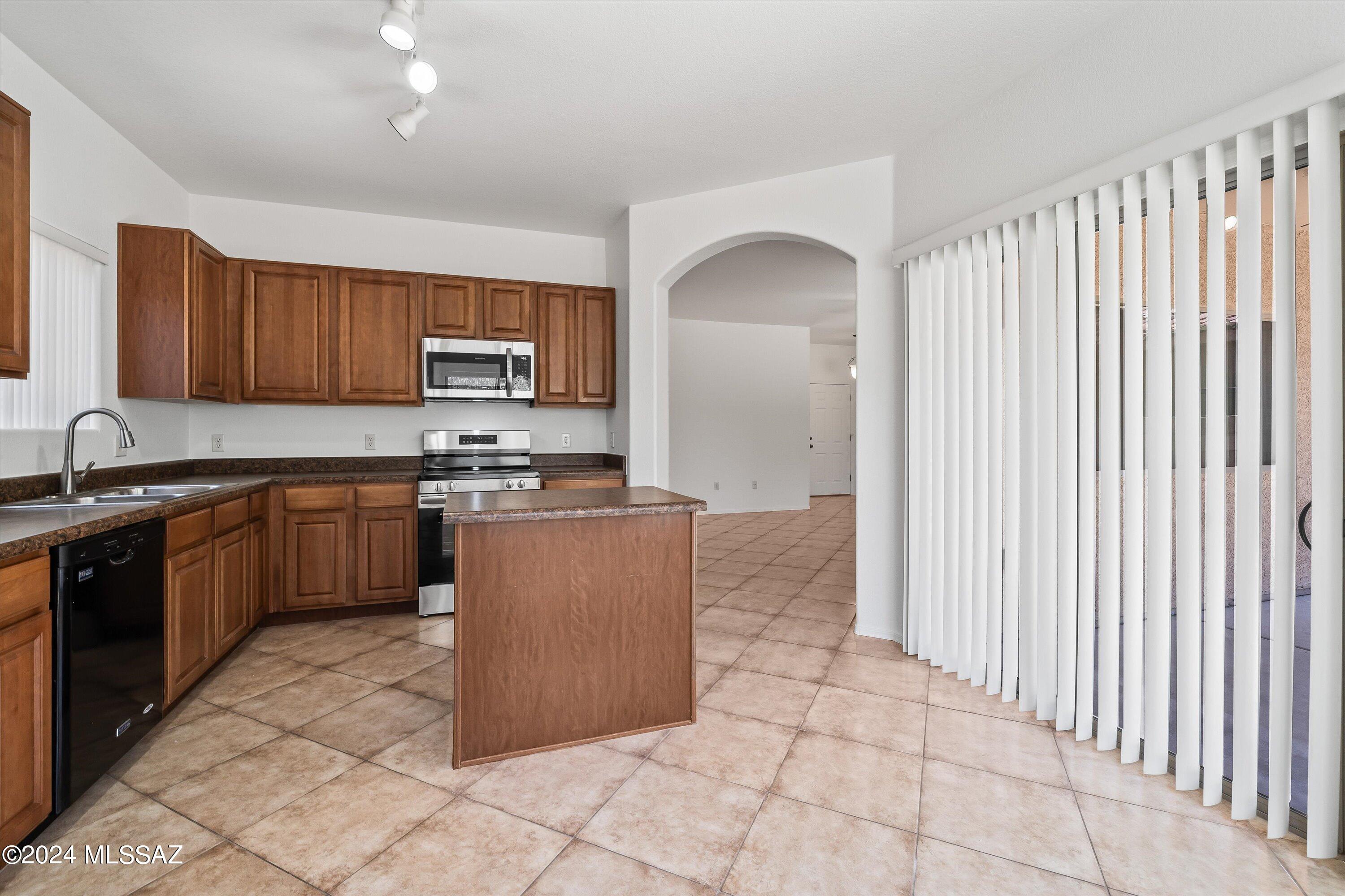 Empire Heights (1-241) - Residential