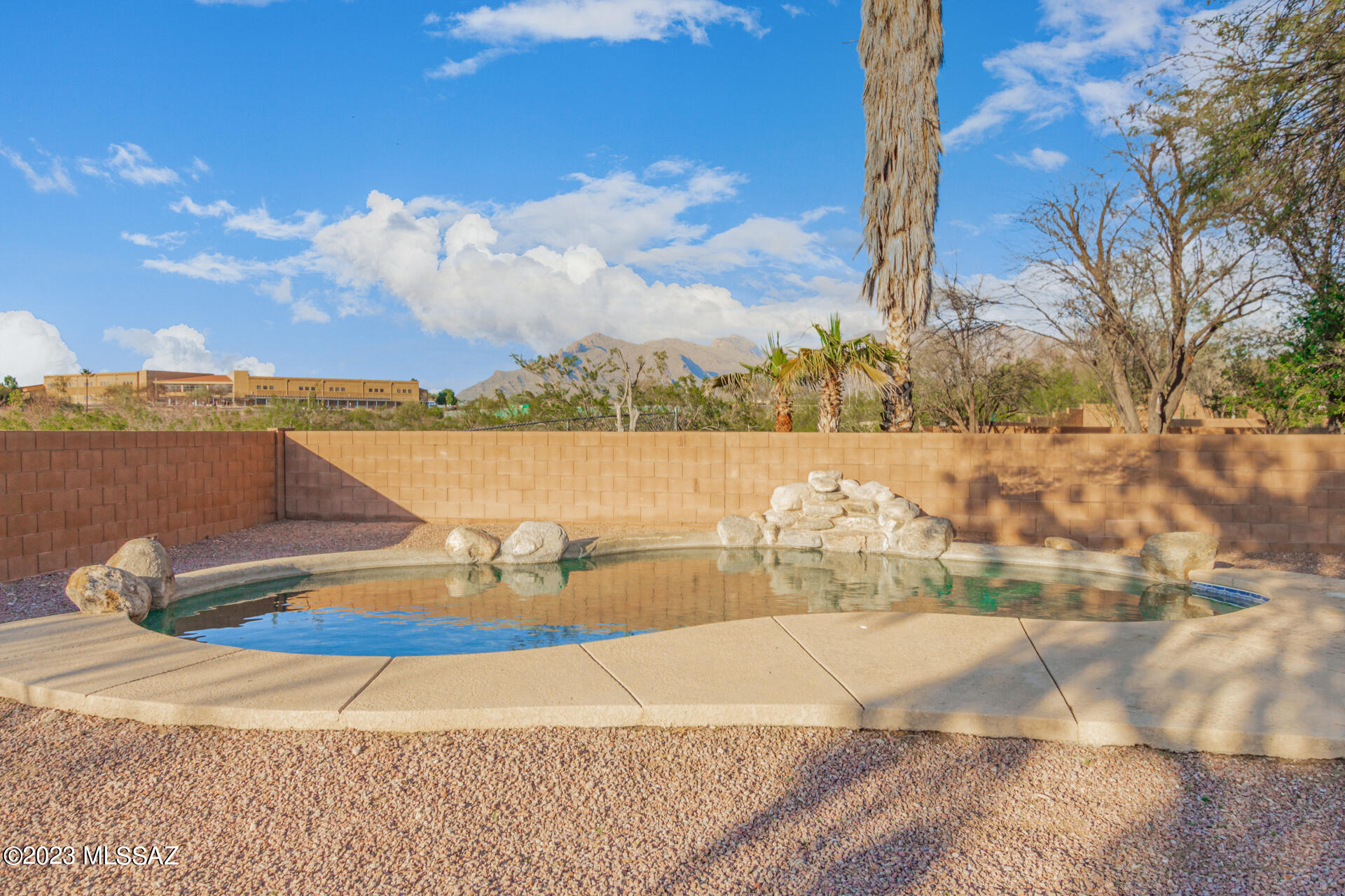 Hills On La Canada (The) - Residential