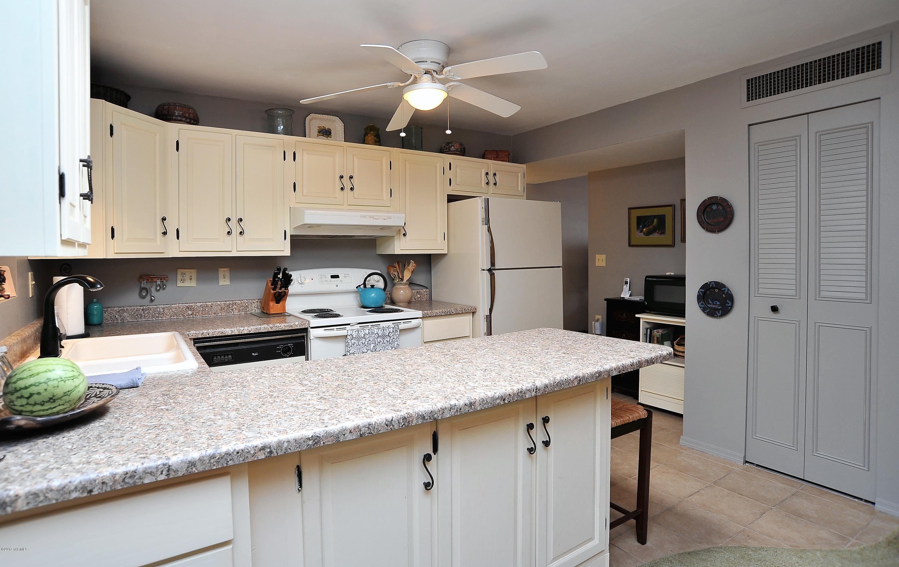 Verde Villas Condos - Residential
