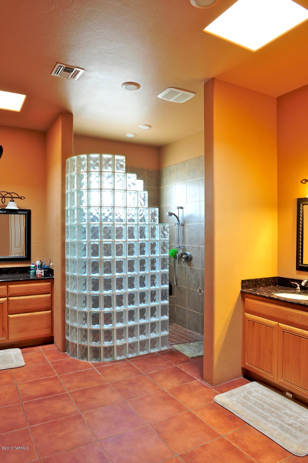 Unsubdivided - Residential Lease