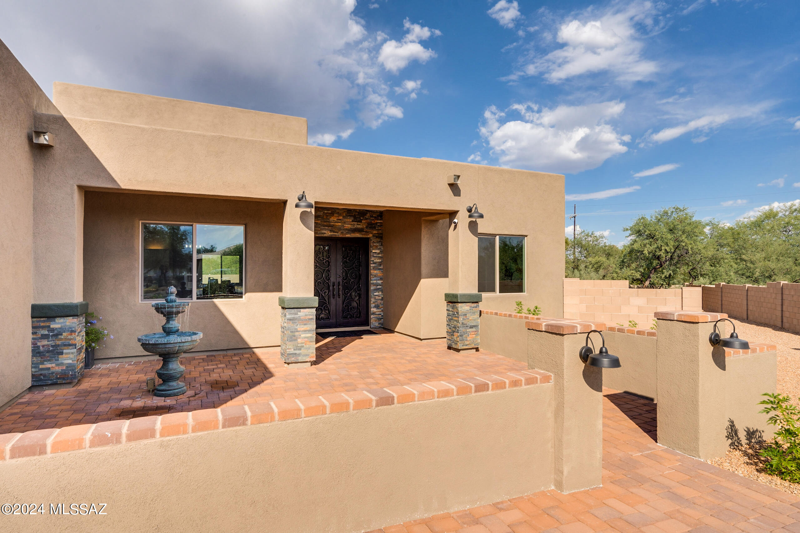 El Rancho Merlita (1-16) - Residential
