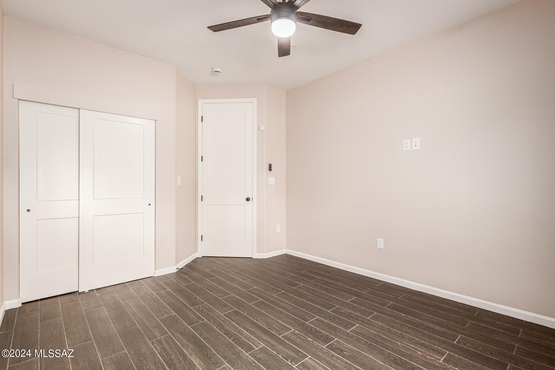 El Rancho Merlita (1-16) - Residential