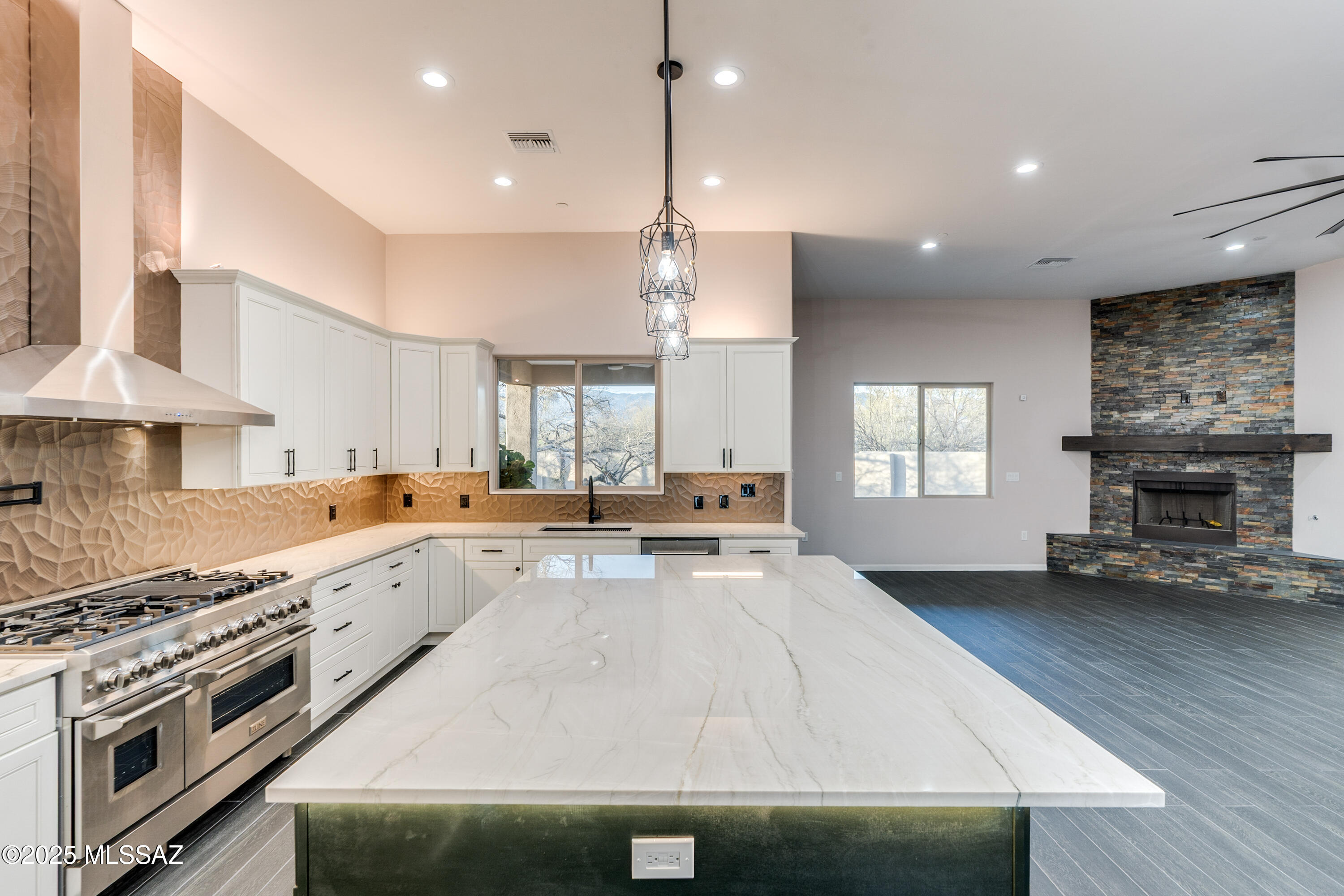 El Rancho Merlita (1-16) - Residential
