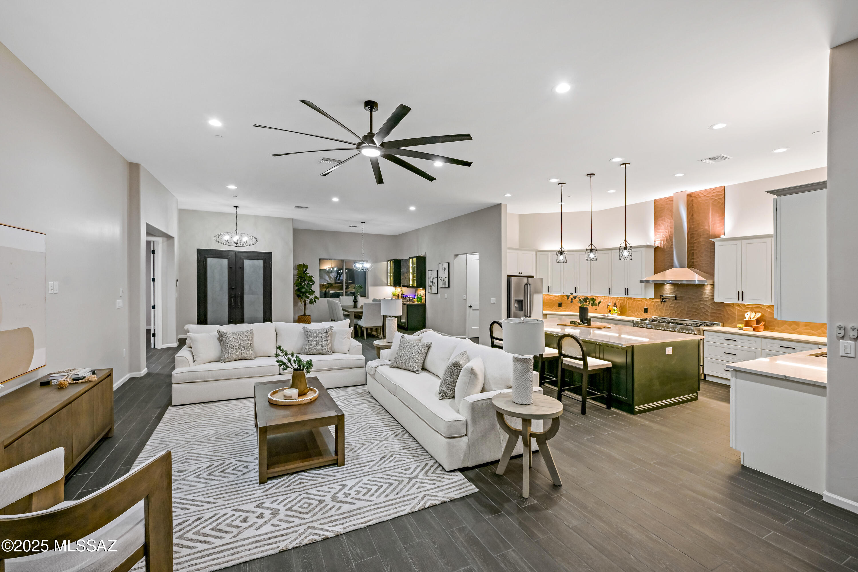 El Rancho Merlita (1-16) - Residential