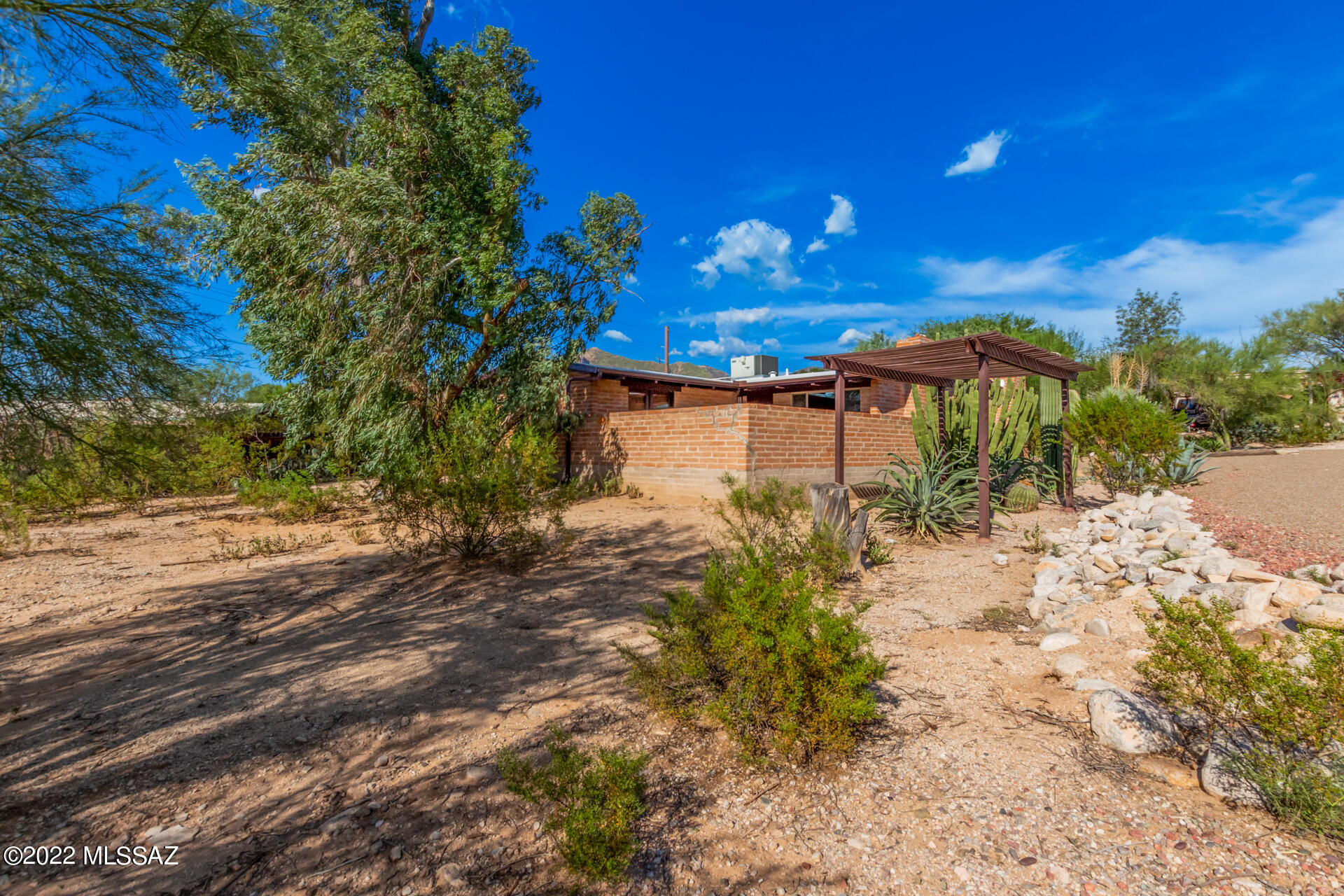 Catalina Village NO.1(1-51) - Residential Lease
