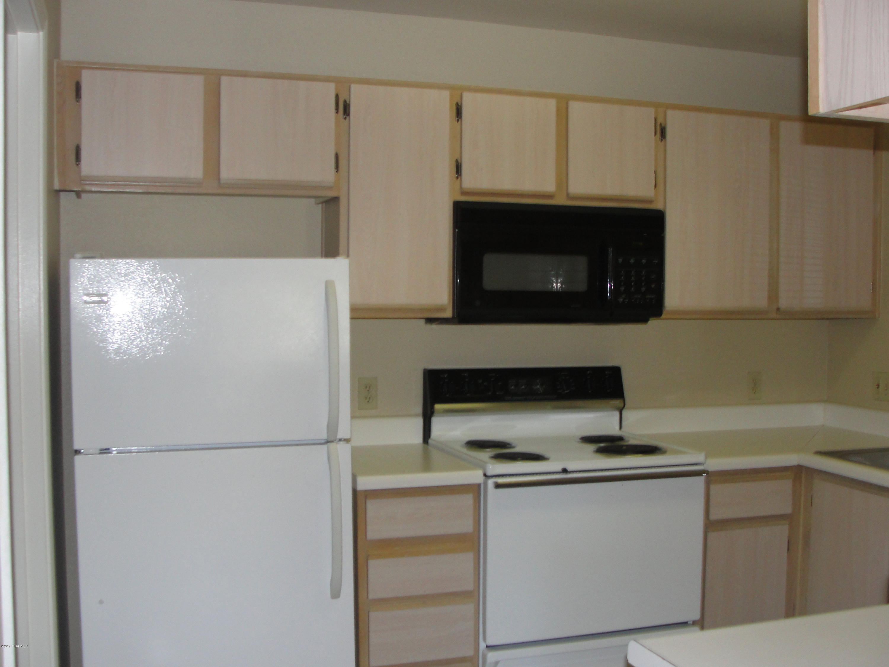 Veranda at Ventana Condominiums - Residential Lease