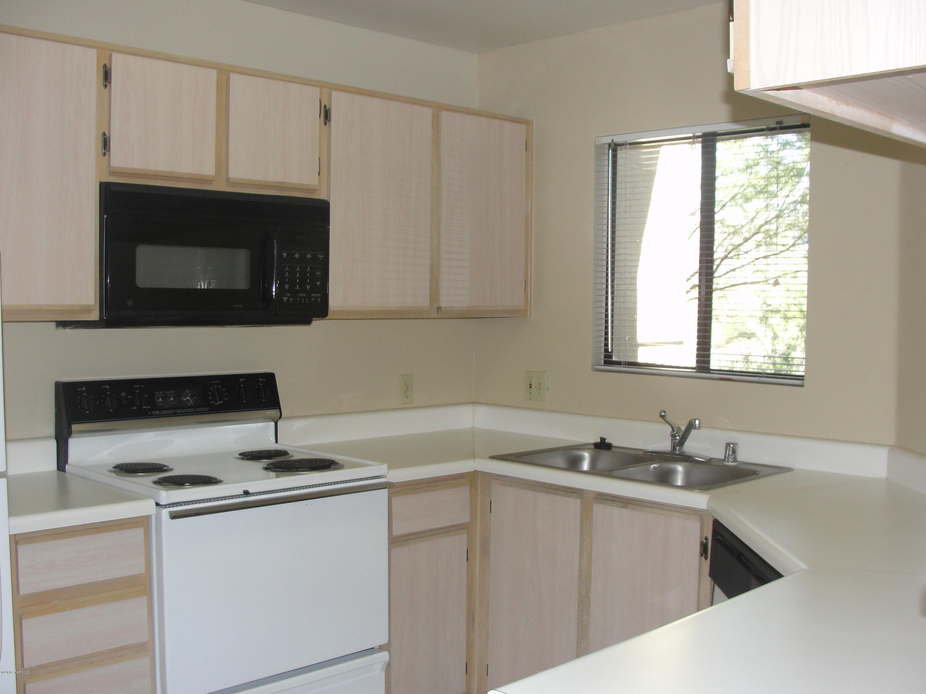 Veranda at Ventana Condominiums - Residential Lease