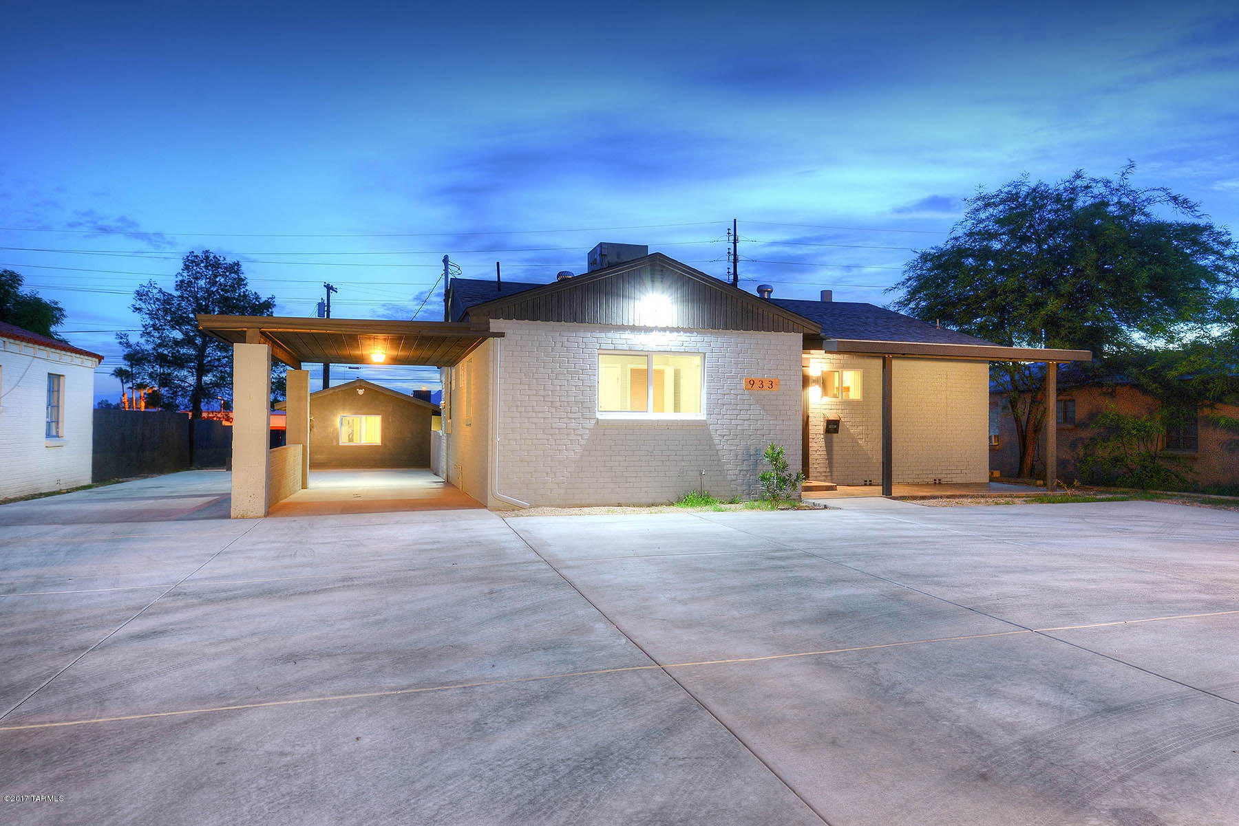 ABBSOLUTELY GORGEOUS REMODEL!! New bathrooms, new kitchen, new flooring, new stainless steel appliances. Brand new home in the charming shell of old brick home. Ready for July occupancy, close to UA and UMC Banner.
