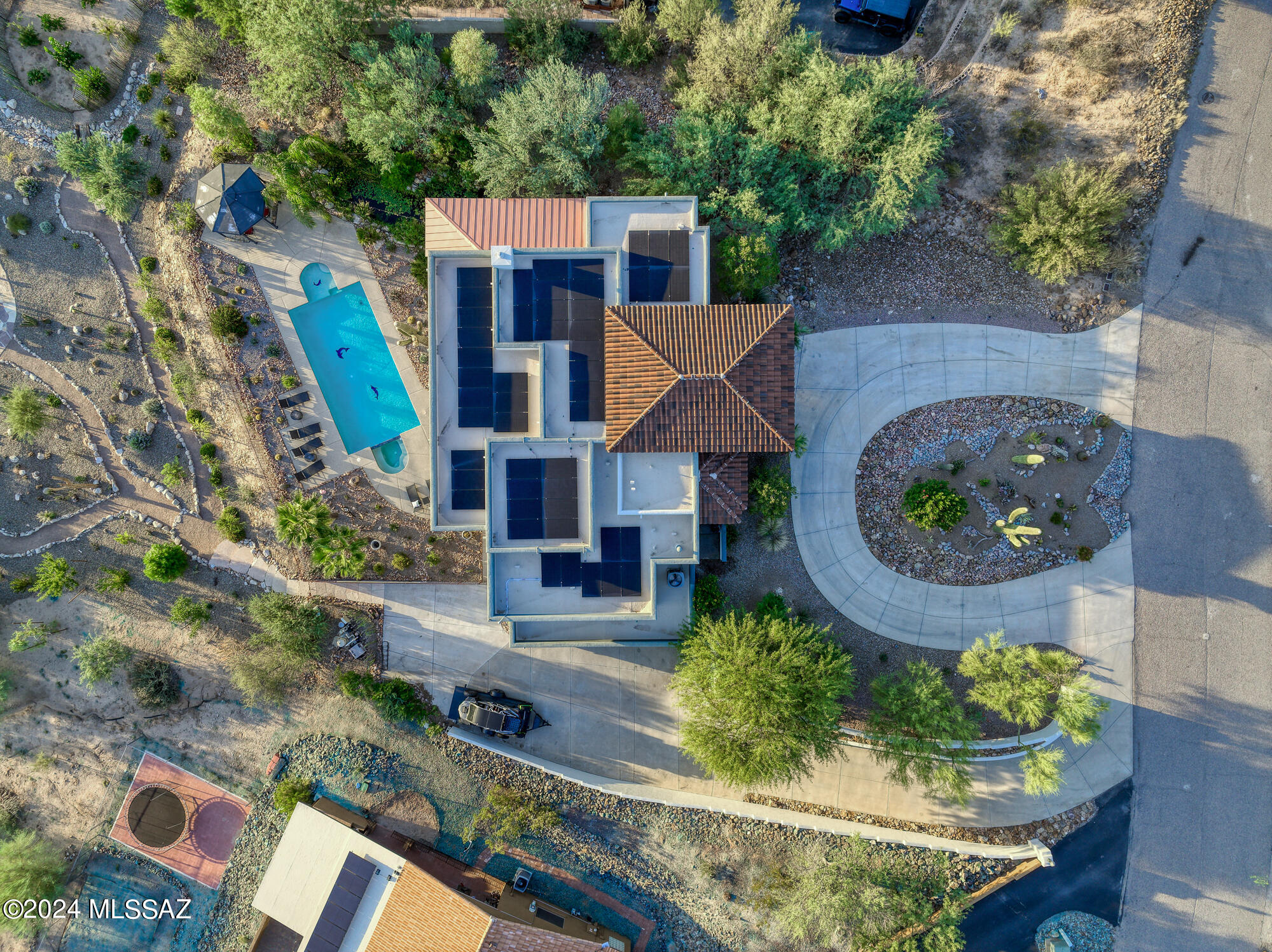 Tecolote De Oro (1-14) - Residential