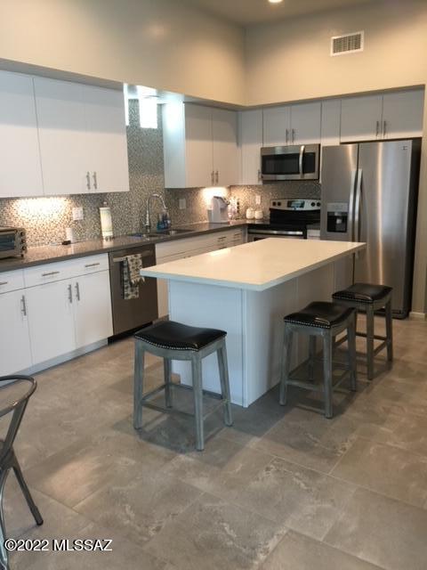 Park Modern SQ20171350679 - Residential