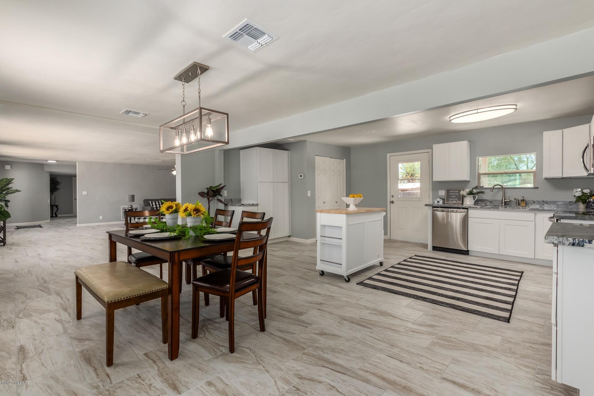 Casas Adobes Estates (401-447) - Residential