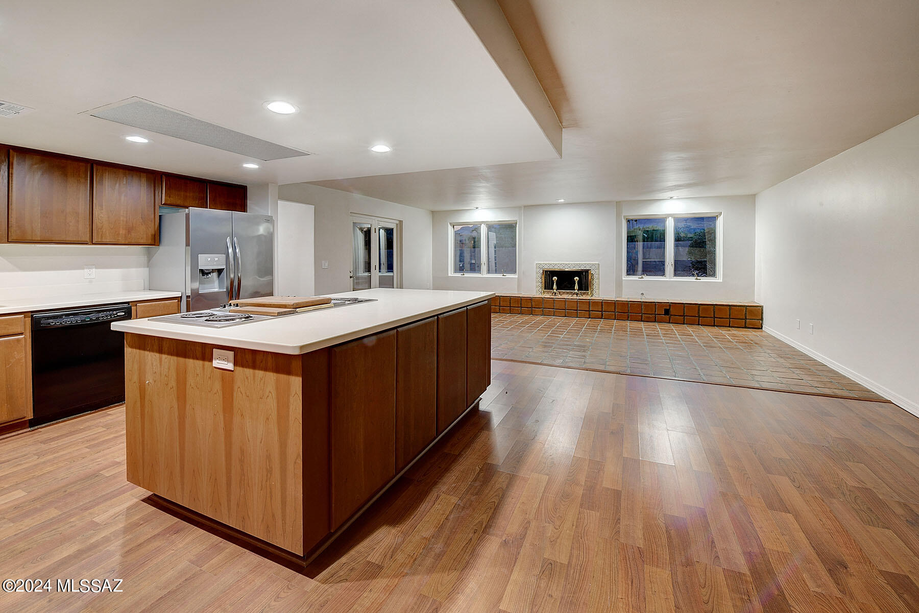 Las Alturas (1-167) - Residential