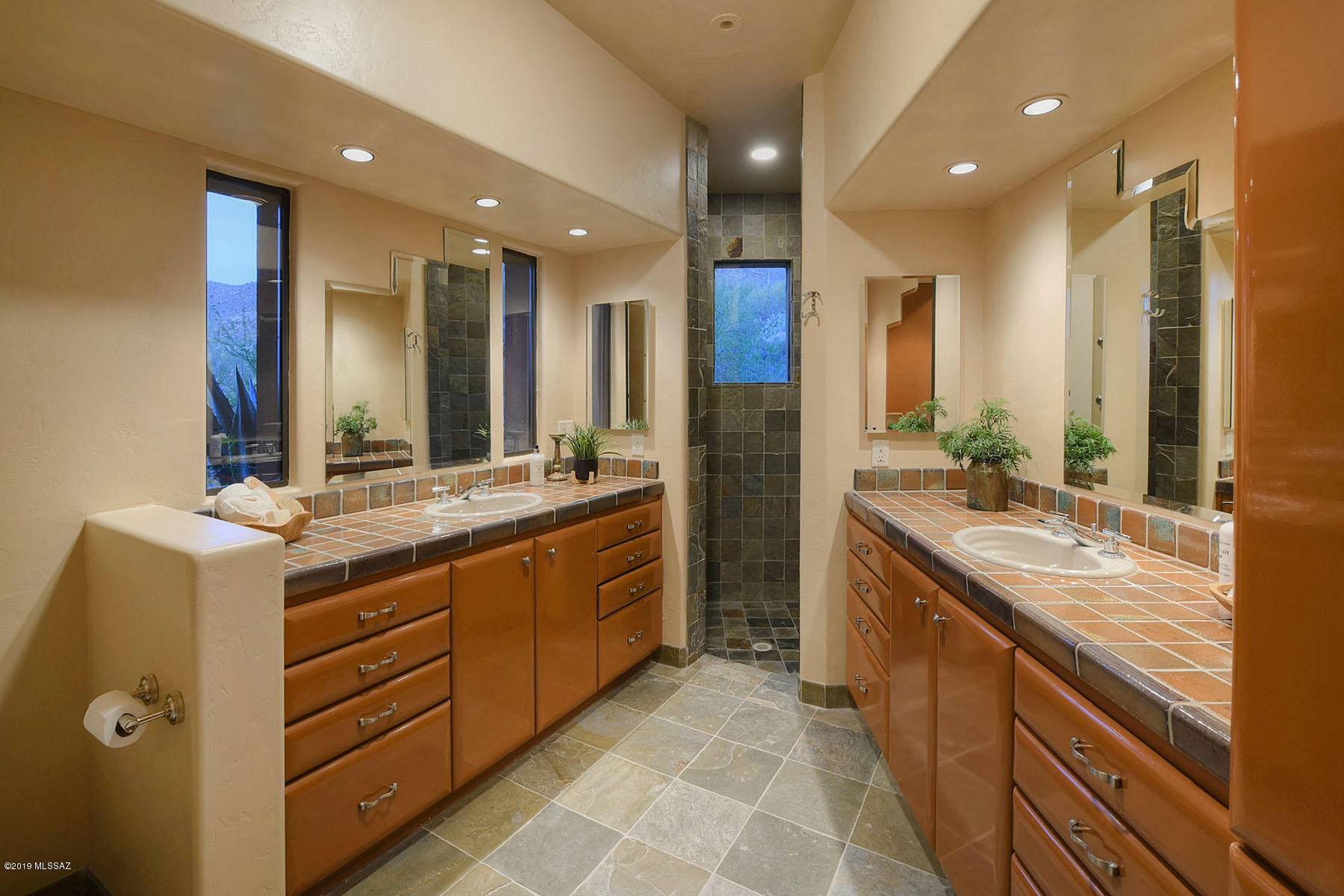 La Reserve (1-24) - Residential
