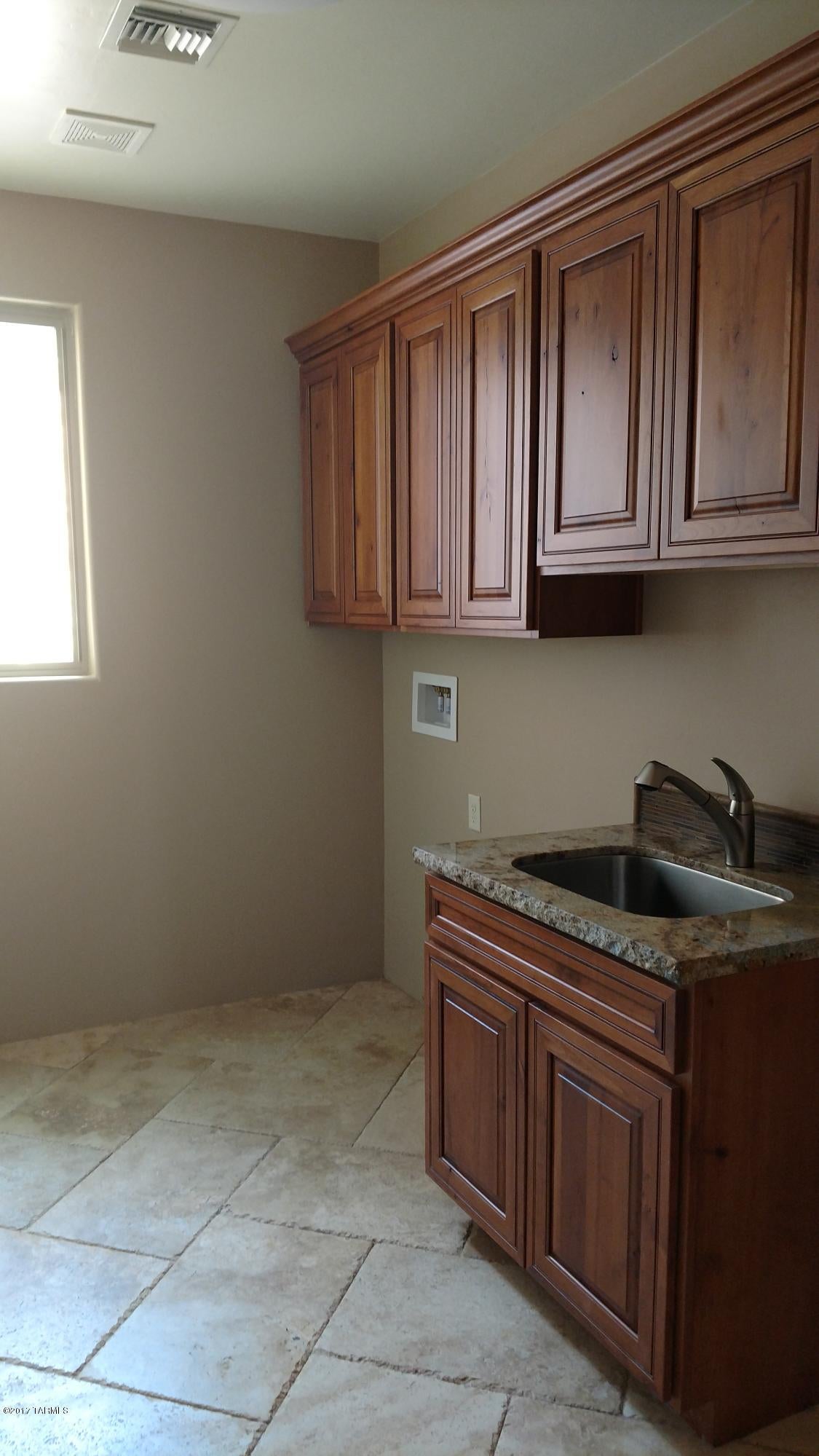 Sabino Estates (1-45) - Residential Lease