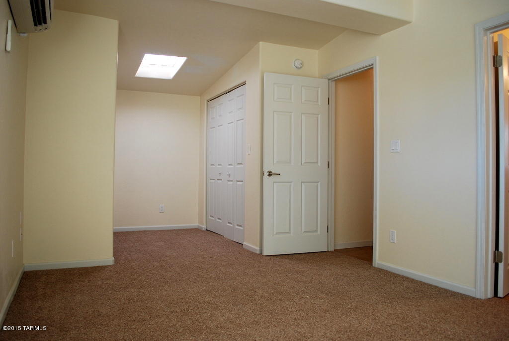 Unsubdivided - Residential Lease