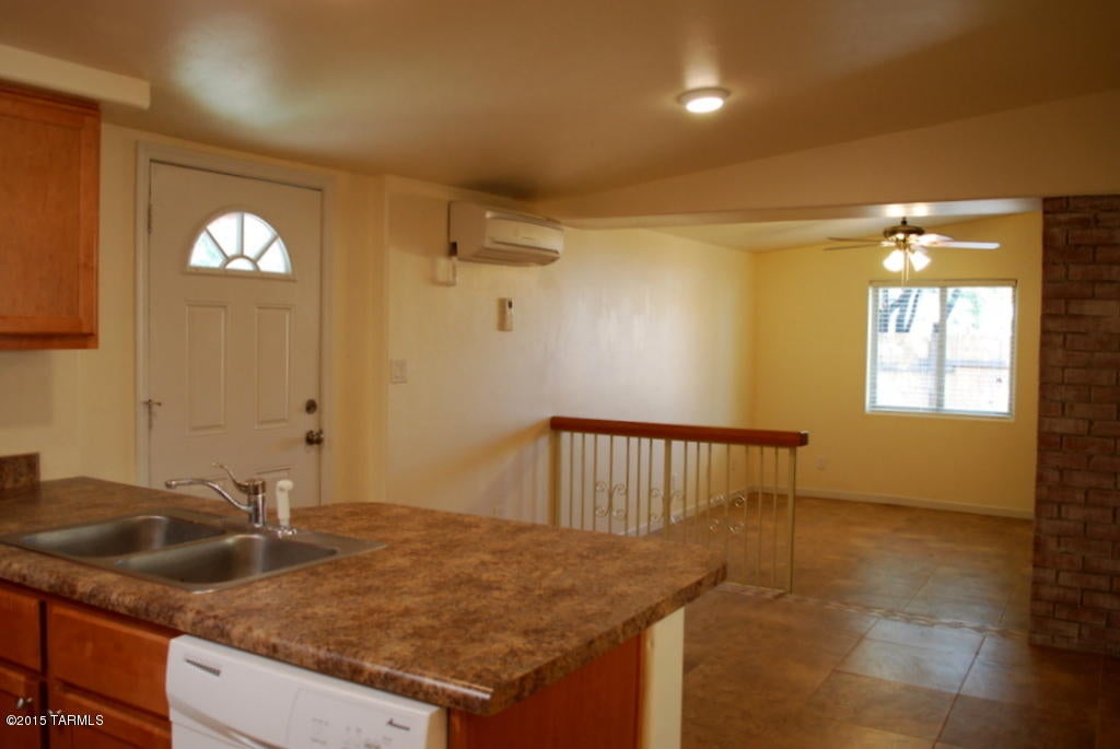 Unsubdivided - Residential Lease