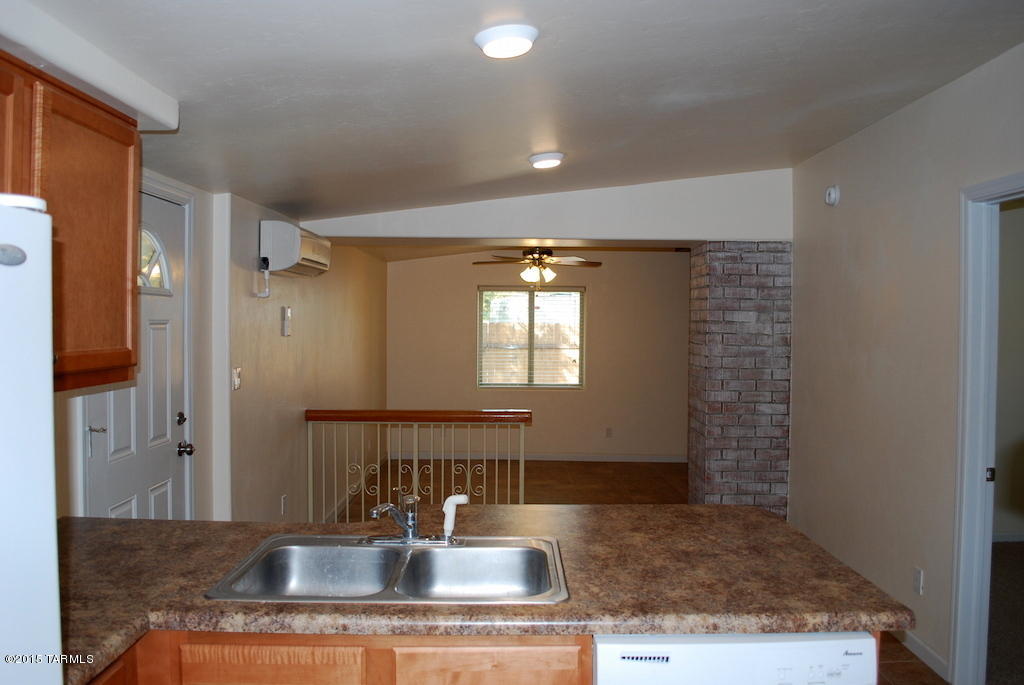Unsubdivided - Residential Lease