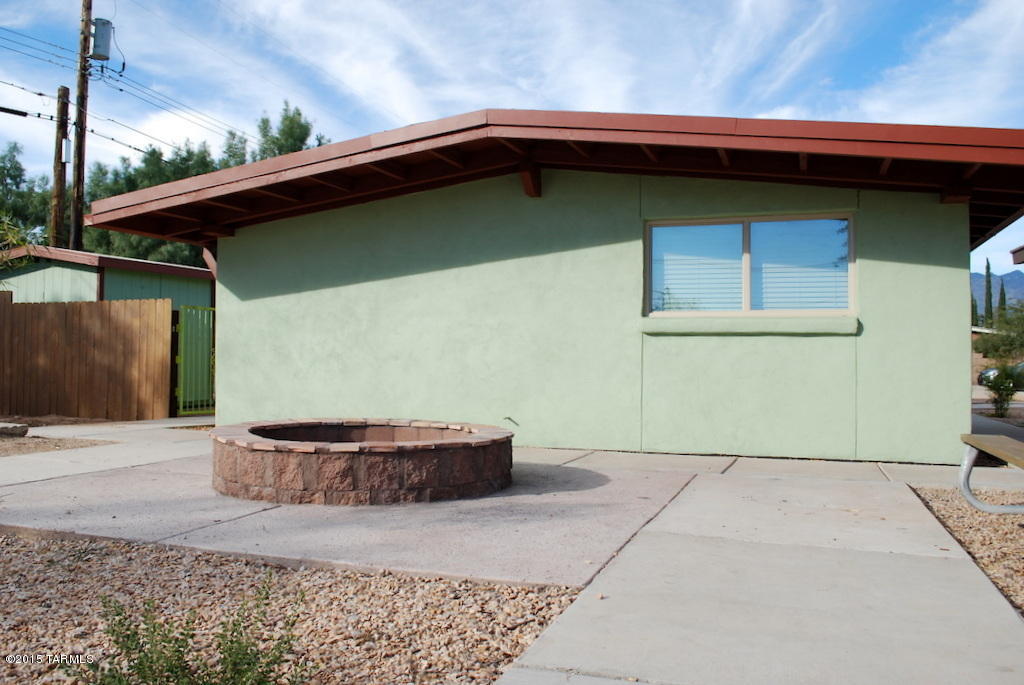Unsubdivided - Residential Lease
