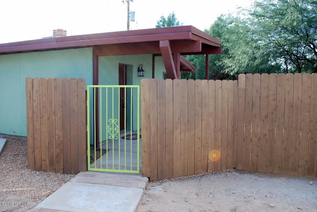Unsubdivided - Residential Lease