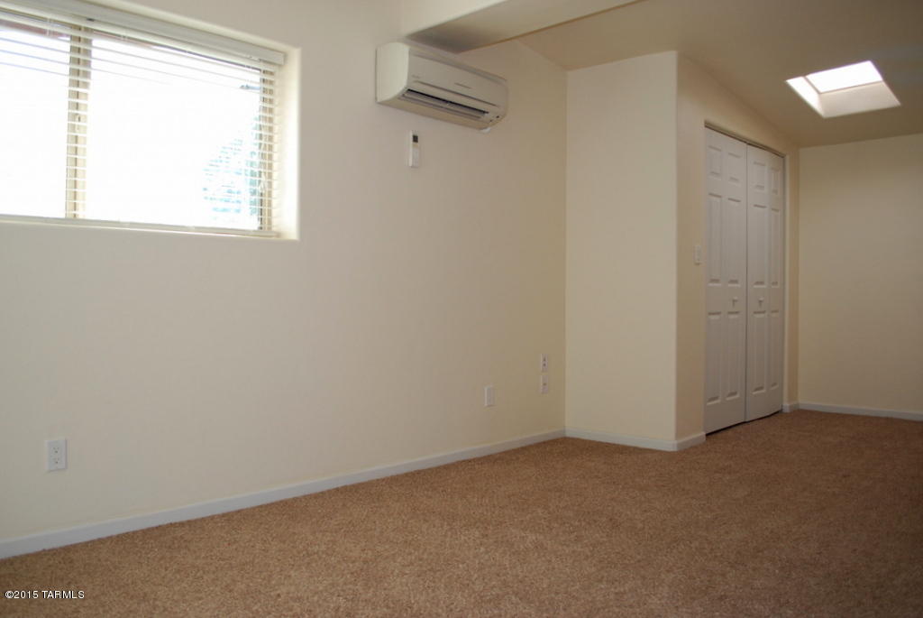 Unsubdivided - Residential Lease
