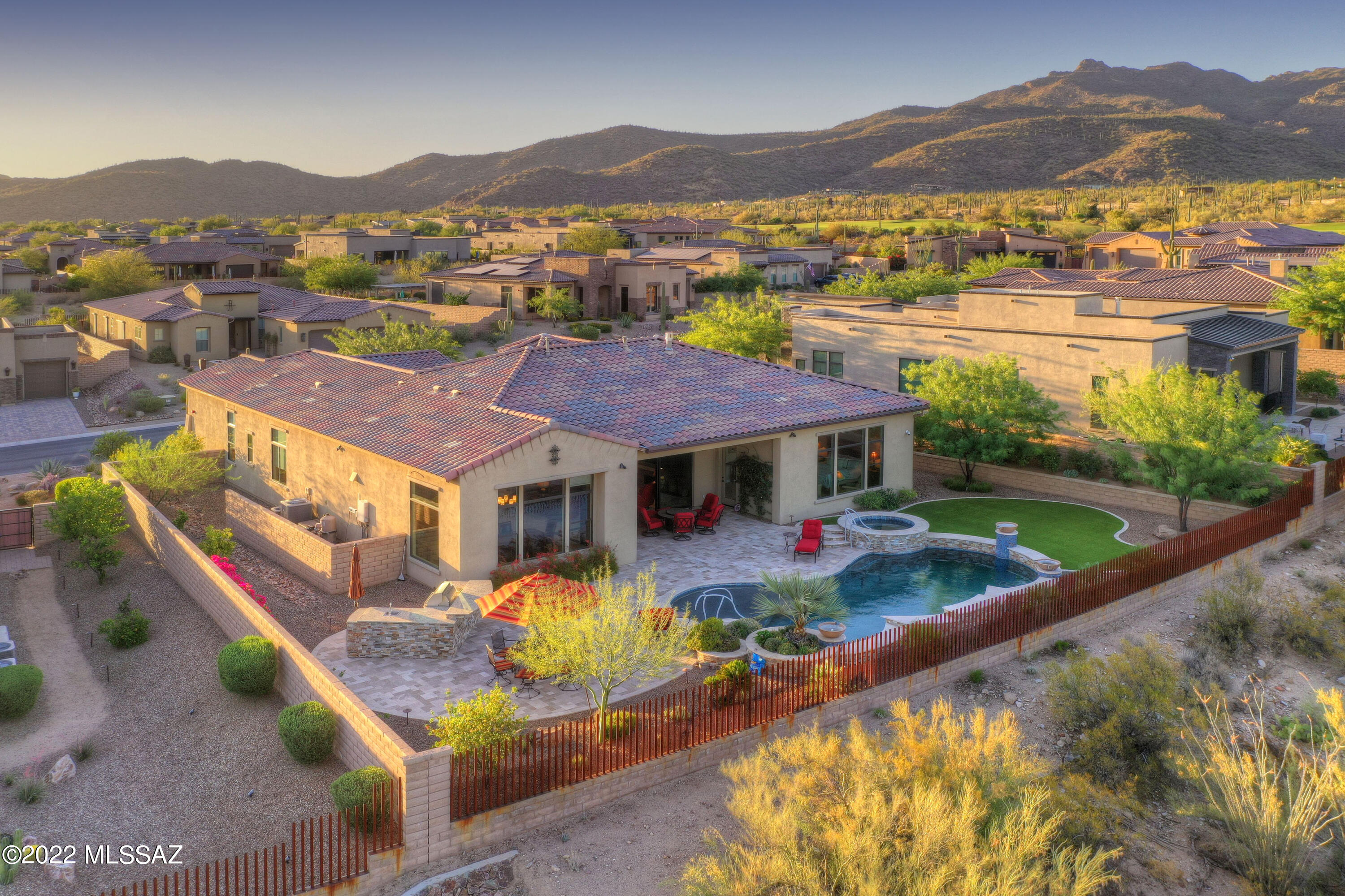 Los Saguaros At Dove Mountain SQ20121640199 - Residential