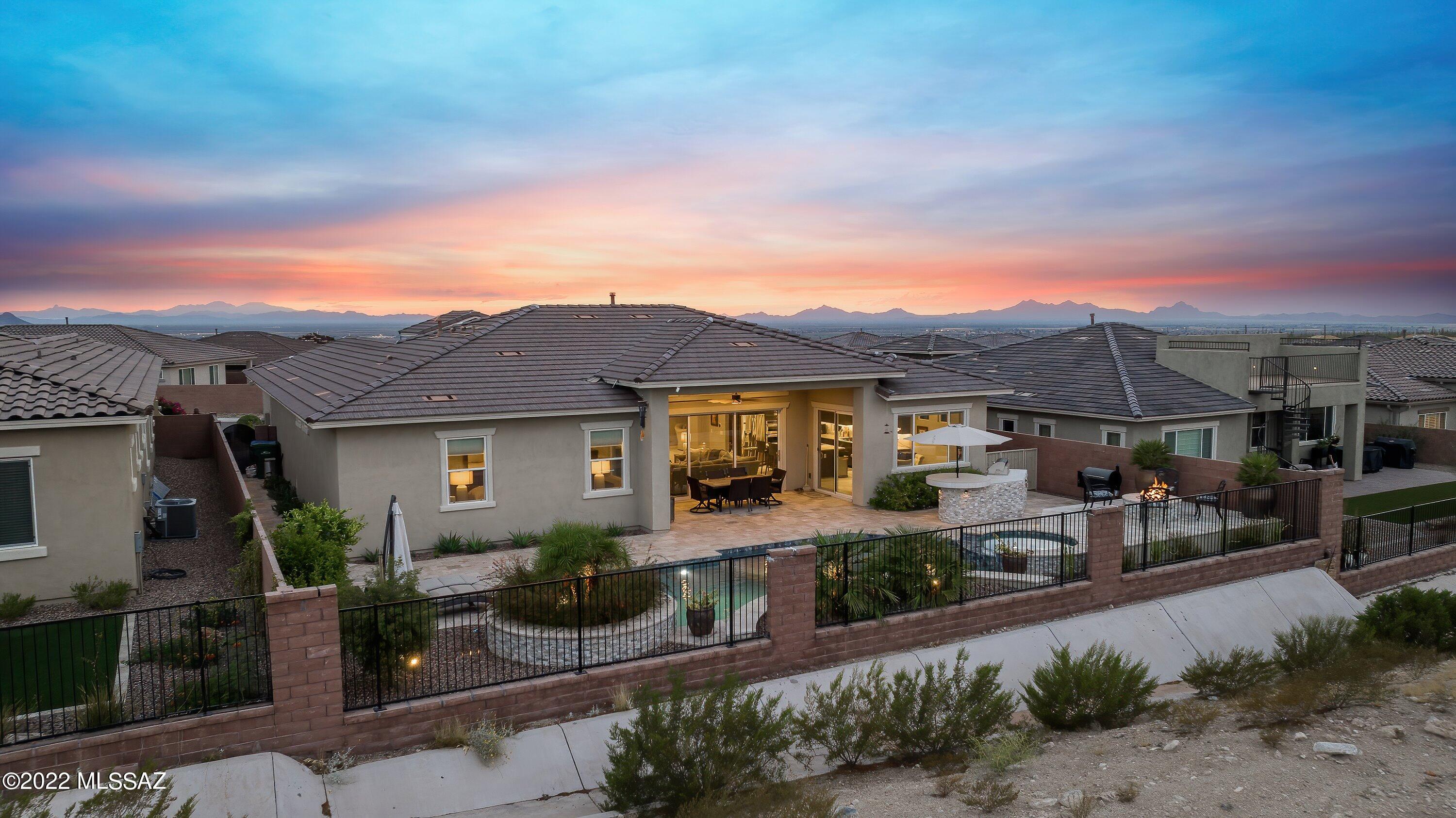 Blue Agave At Dove Mountain - Residential